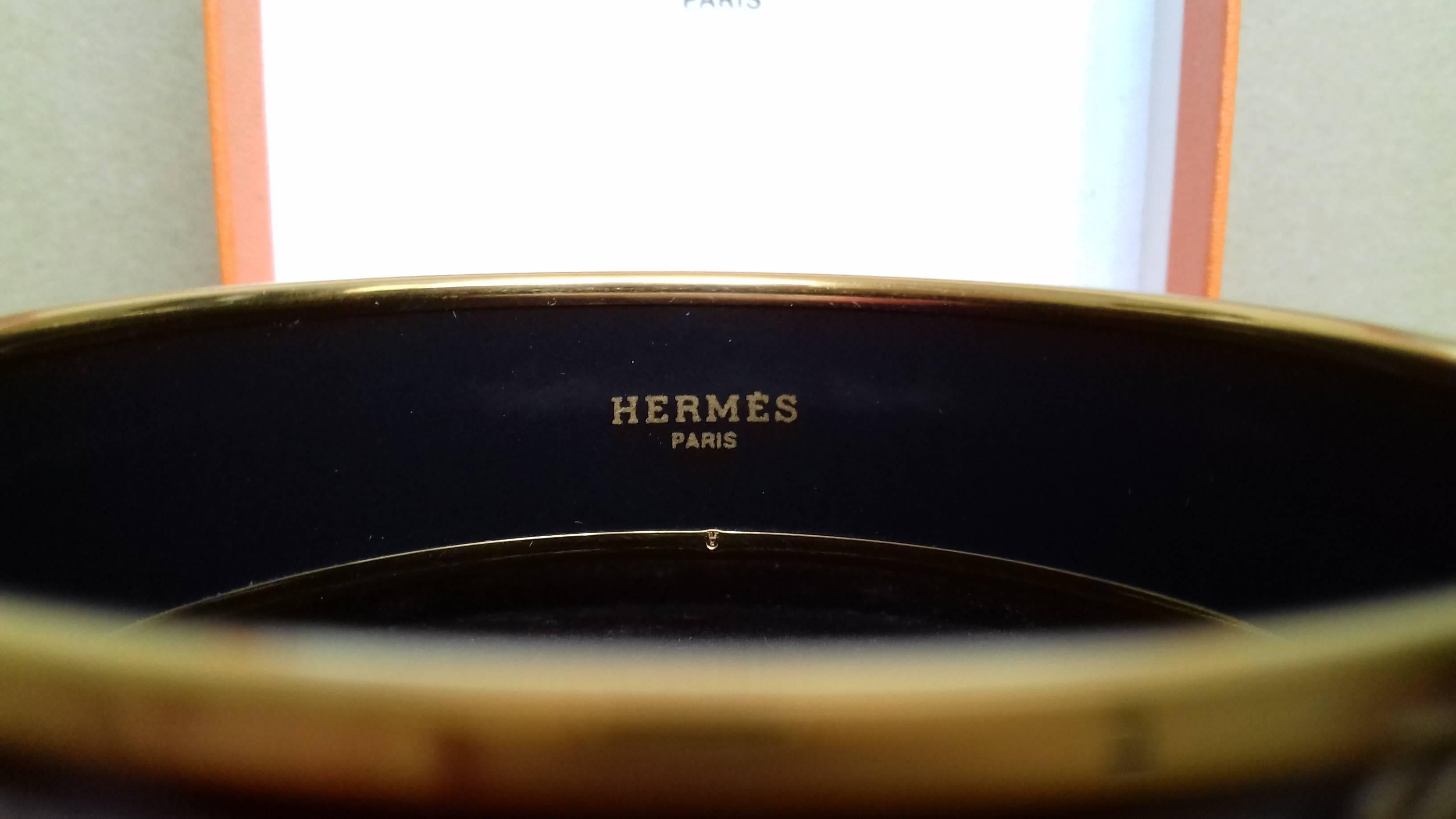 Hermès Printed Enamel Bracelet Greyhound Dogs Levriers GHW Large Size 70 RARE 1