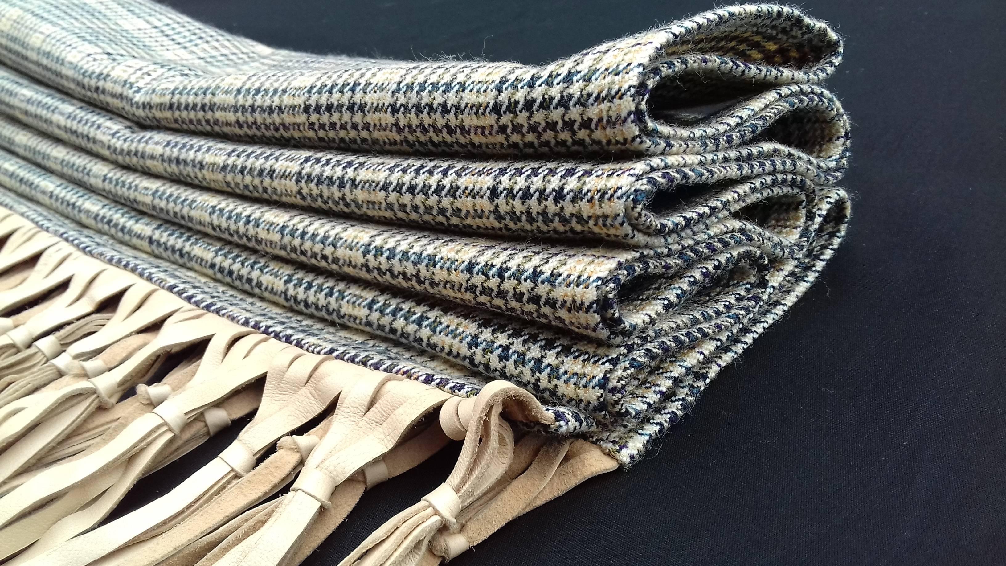 Gorgeous Hermès Vintage Scarf Glen Plaid Prince of Wales Tartan Wool Silk  4