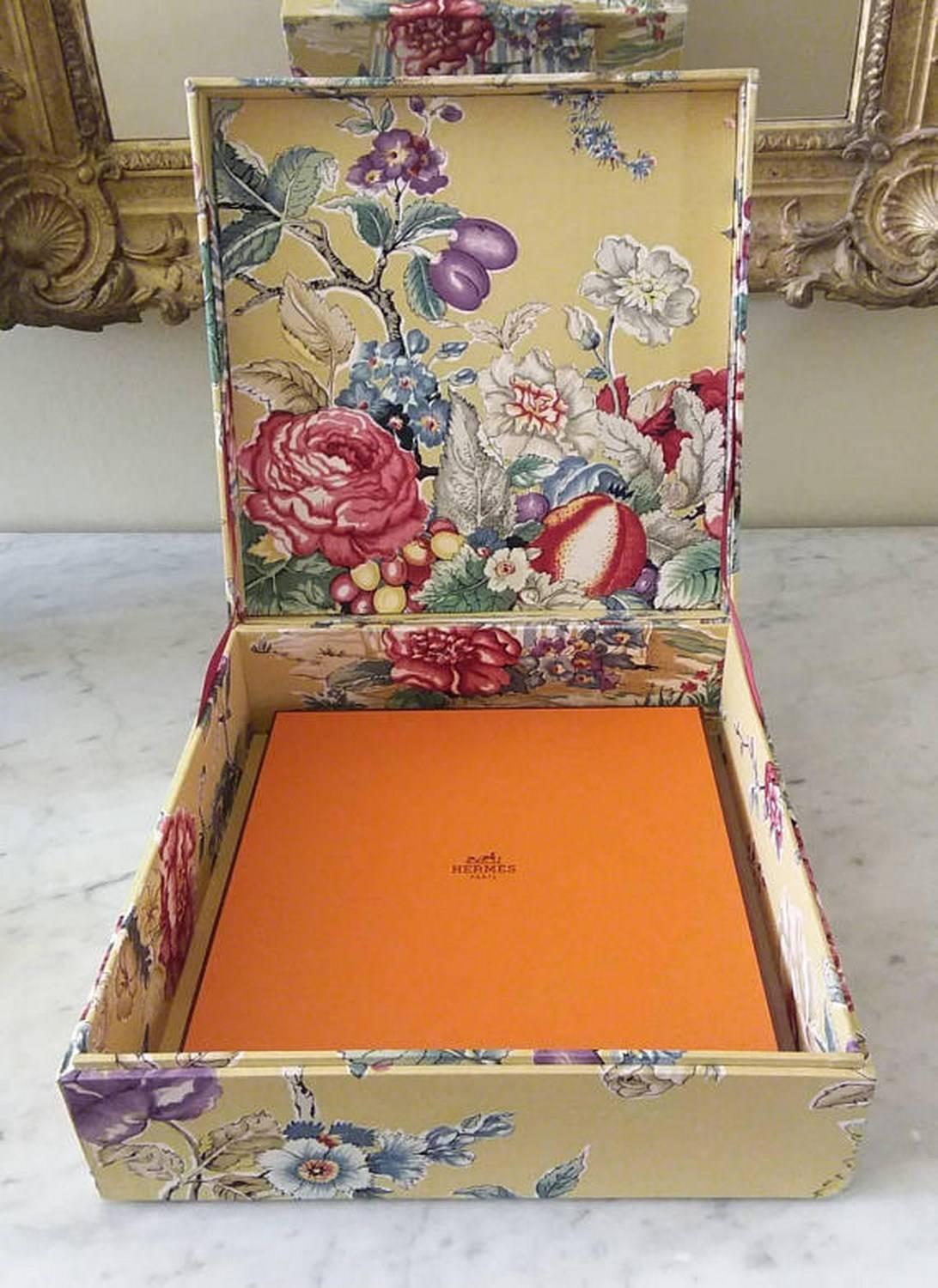Decorative Manuel Canovas Fabric Tissu Storage Box for Scarves  3