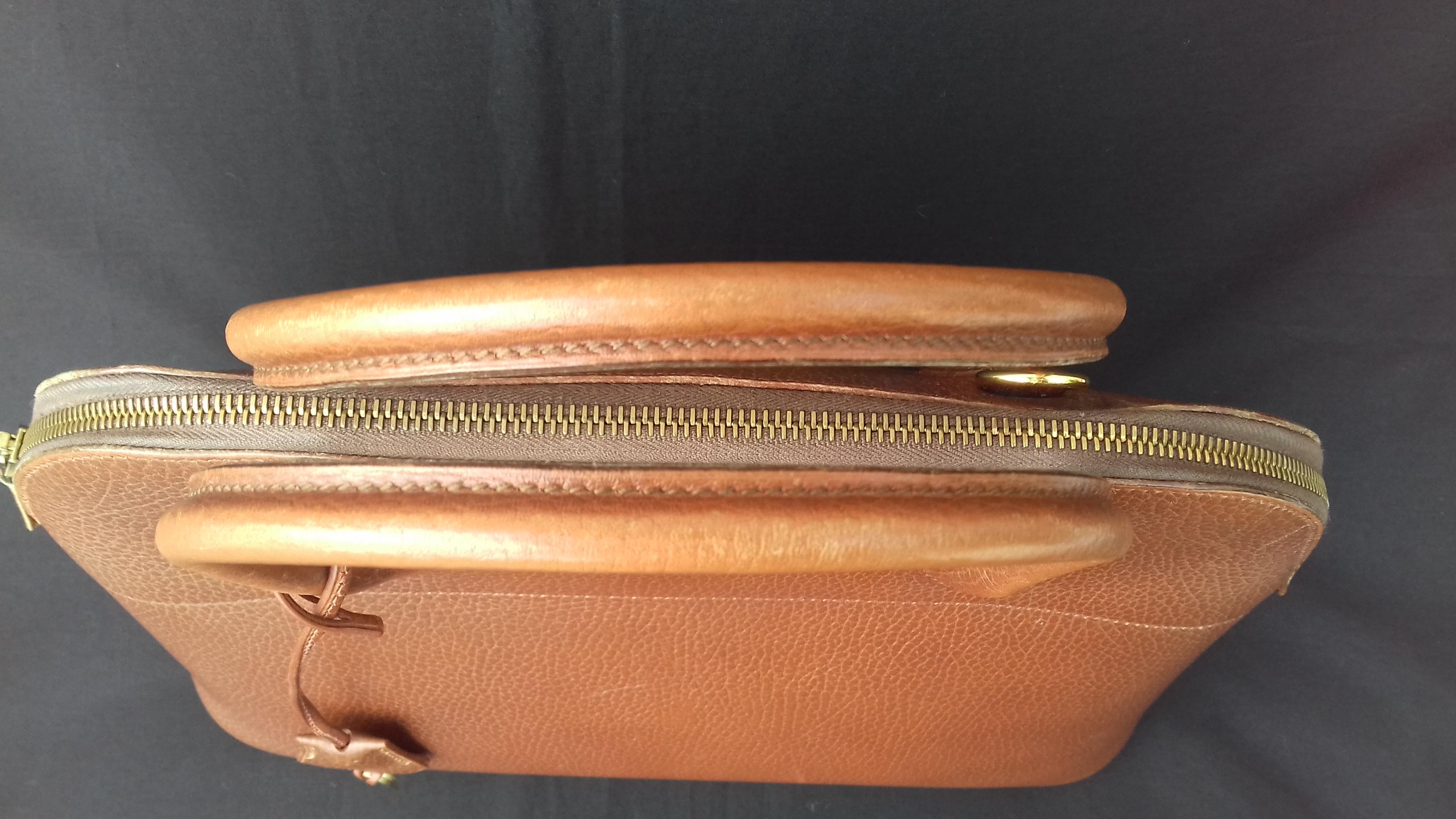 Hermès Vintage Bolide Bag 2 ways Brown Leather Golden Hdw 33 cm 8