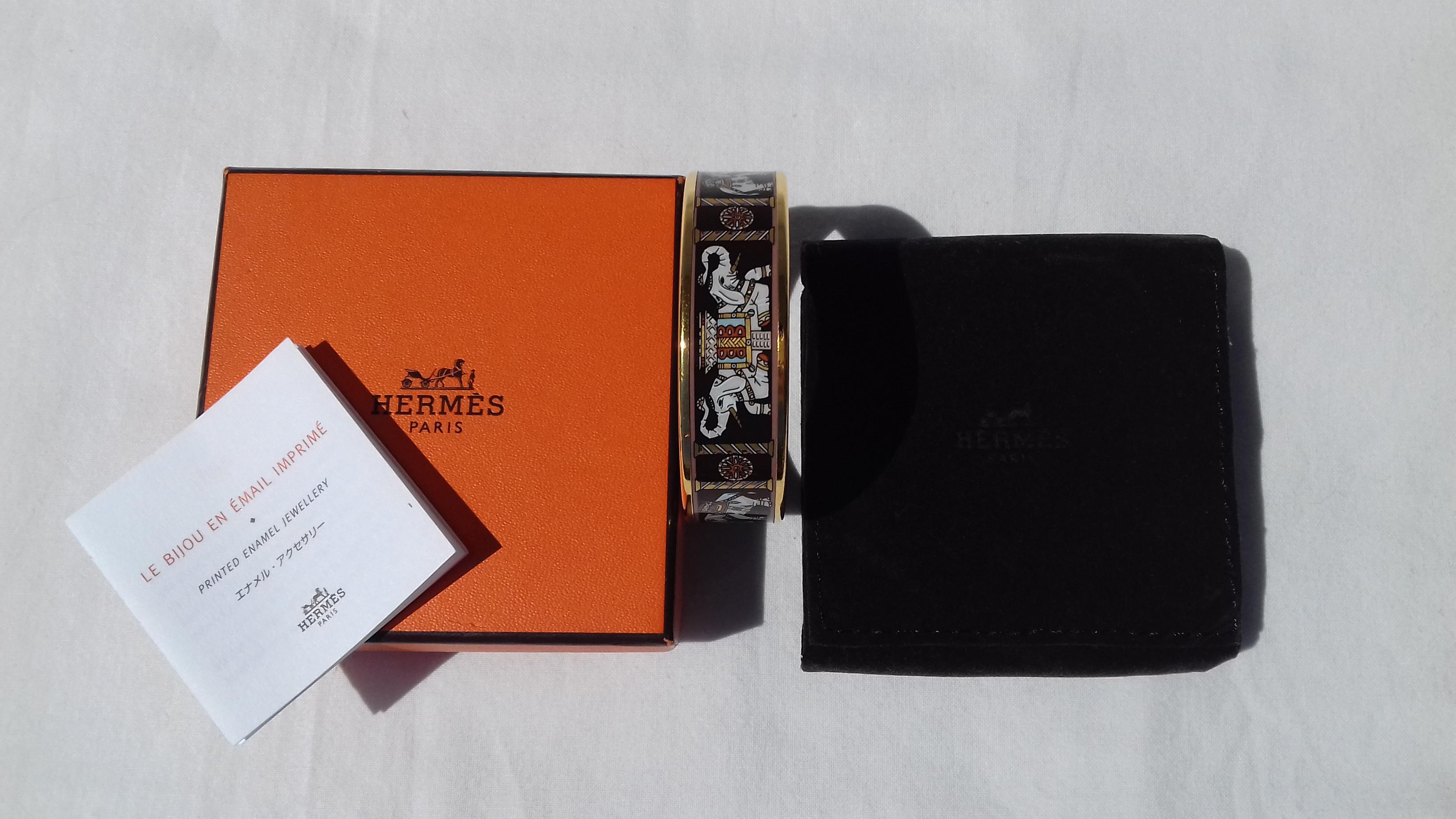 Hermès Enamel Printed Bracelet Elephants Torana Brown Gold Hdw Size 65 5