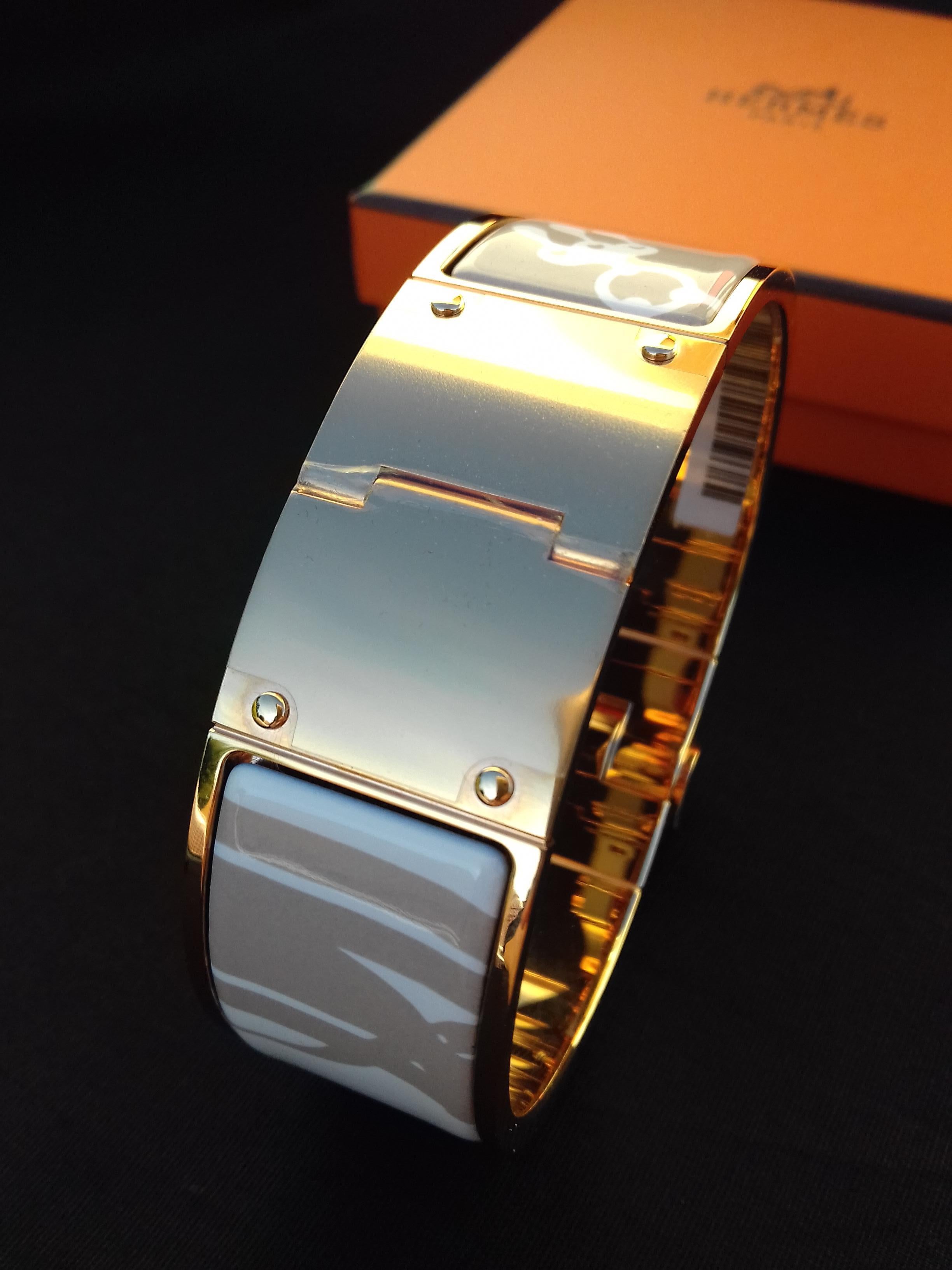 Hermès Charnière Hinged Mors a Jouet Tattoo Candeur Rosé Gold Enamel Bracelet  1