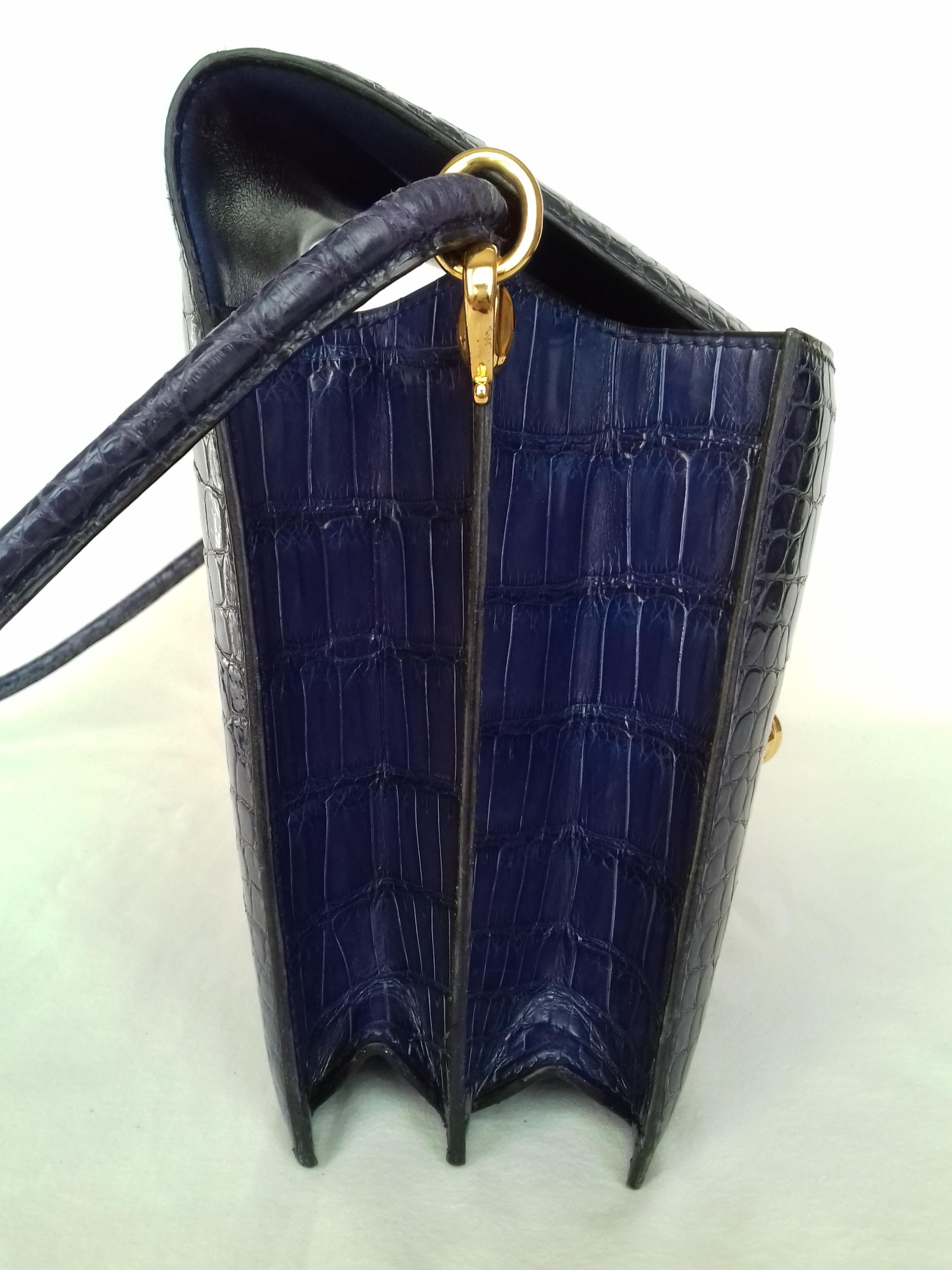 Hermès Vintage Sequana Bag Magic Purple Blue Porosus Crocodile Golden Hdw RARE en vente 6