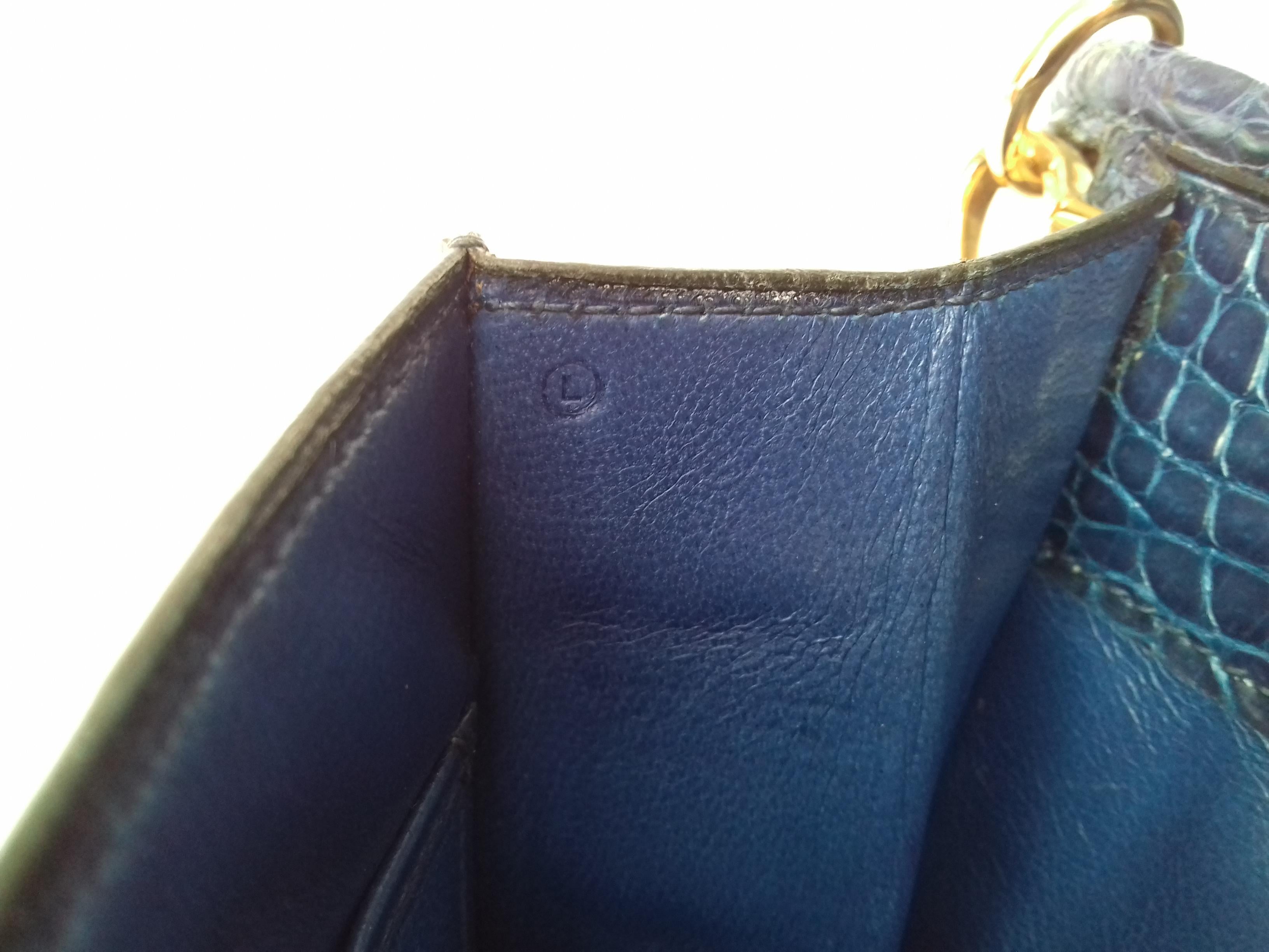 Hermès Vintage Sequana Bag Magic Purple Blue Porosus Crocodile Golden Hdw RARE en vente 10