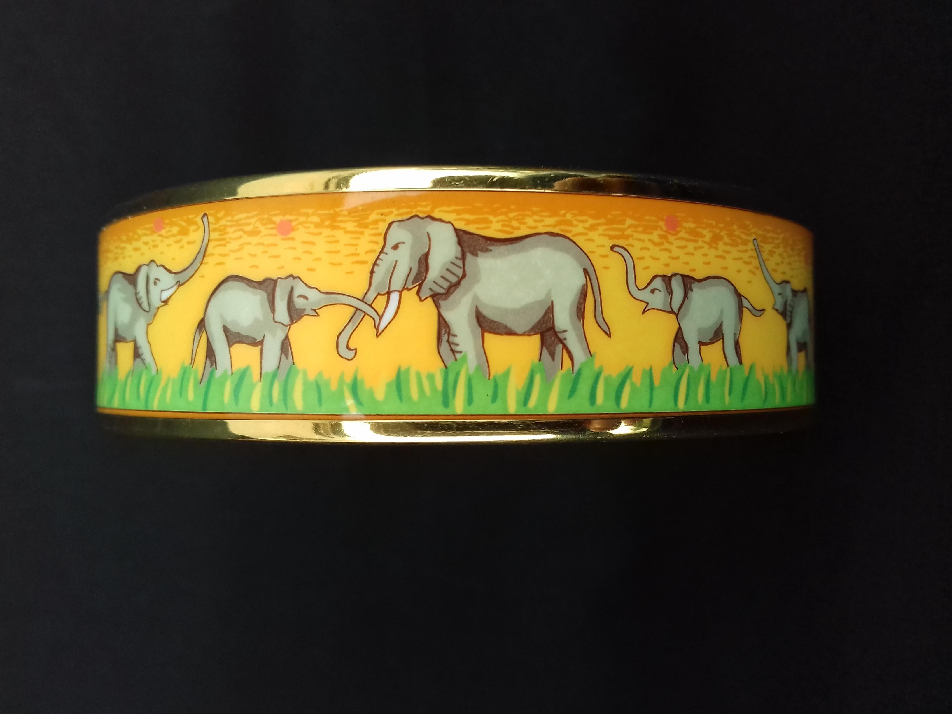 Hermès Enamel Printed Bracelet Elephants Grazing Gold Hdw Yellow Size GM 70 1