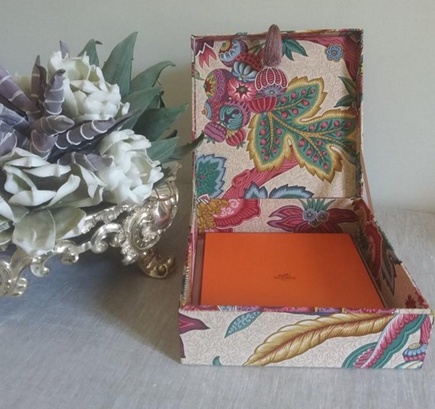 Manuel Canovas Tissue Decorative Storage Box for Scarves  3