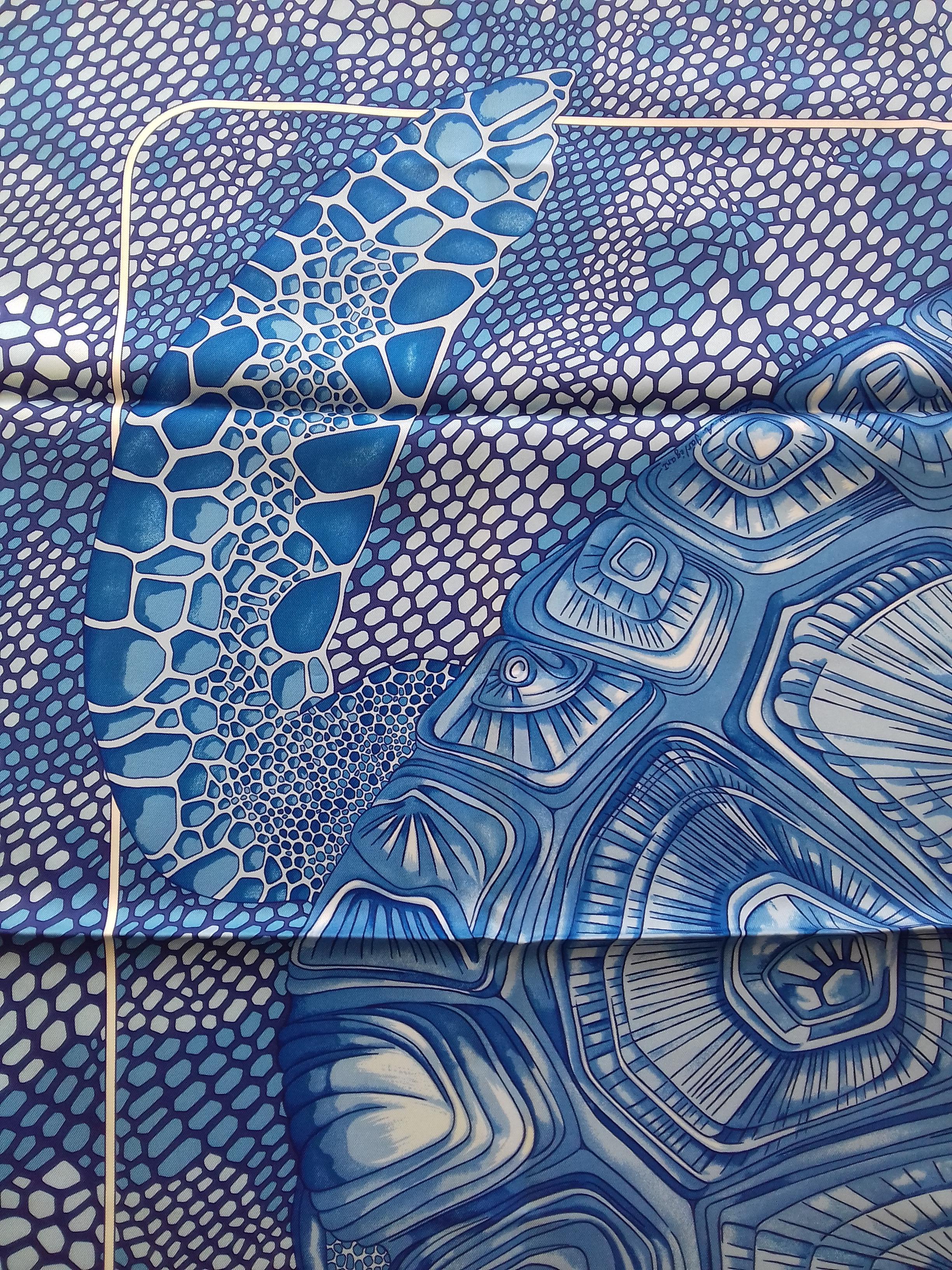 Hermès Silk Scarf De Madras A Zakynthos Turtle Blue White 90 cm 5
