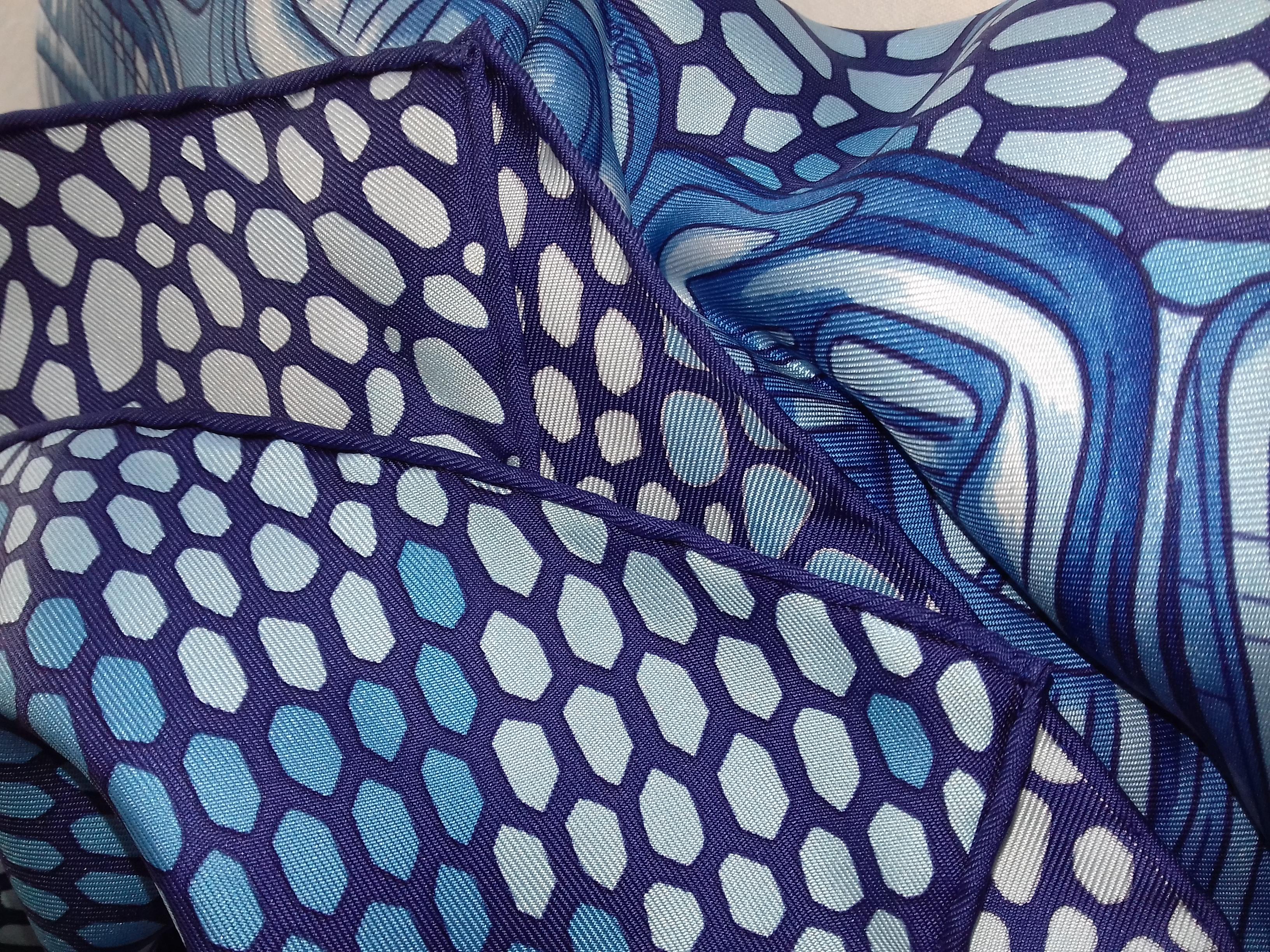 Hermès Silk Scarf De Madras A Zakynthos Turtle Blue White 90 cm 11