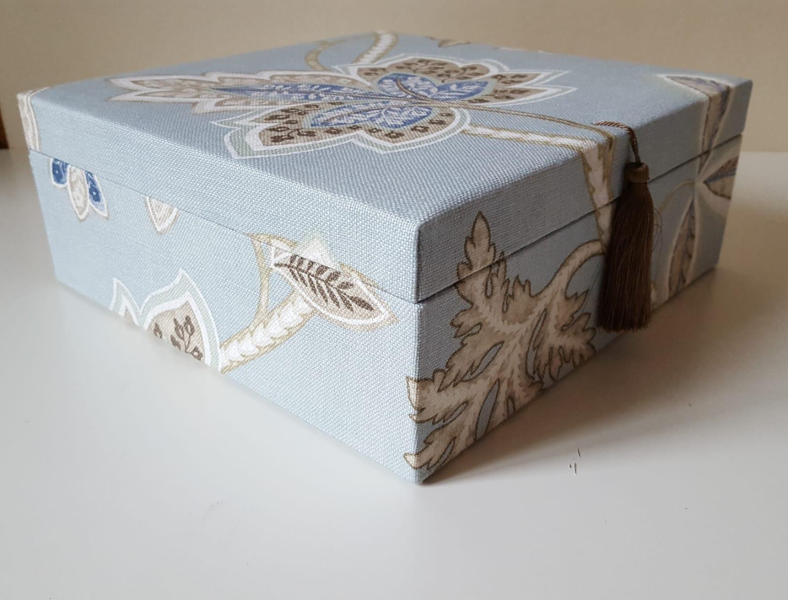 Leaves Pattern Fabric Decorative Storage Box for Scarves  2