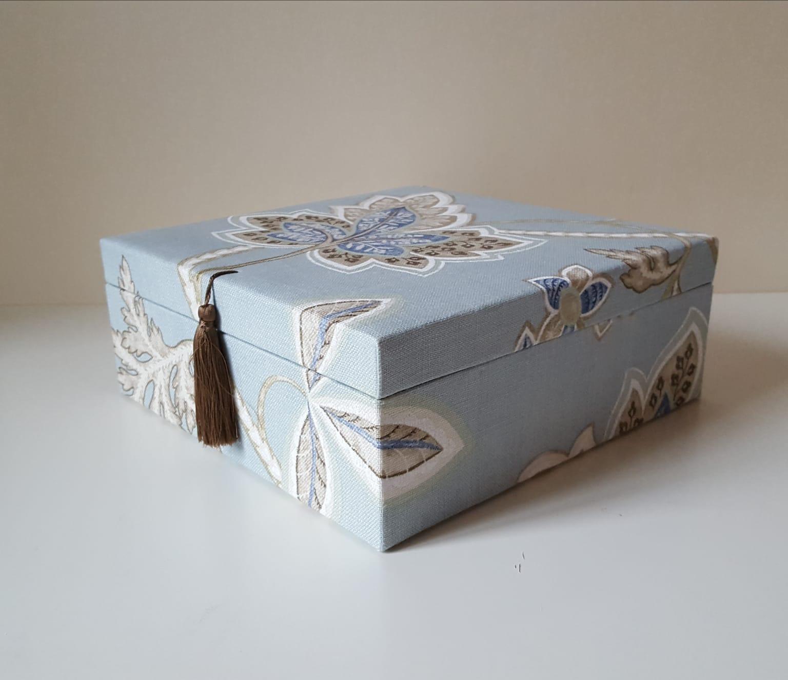 Leaves Pattern Fabric Decorative Storage Box for Scarves  3