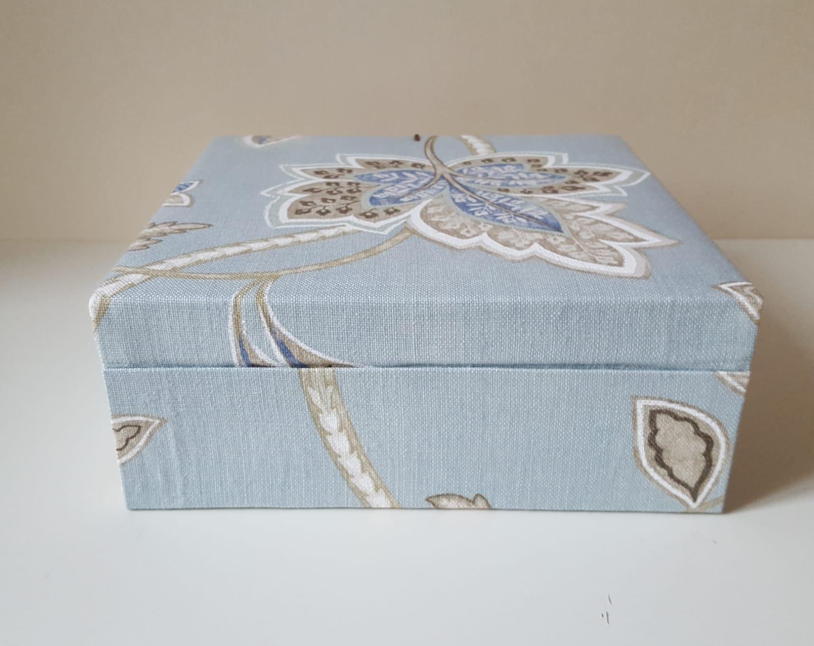 Leaves Pattern Fabric Decorative Storage Box for Scarves  5