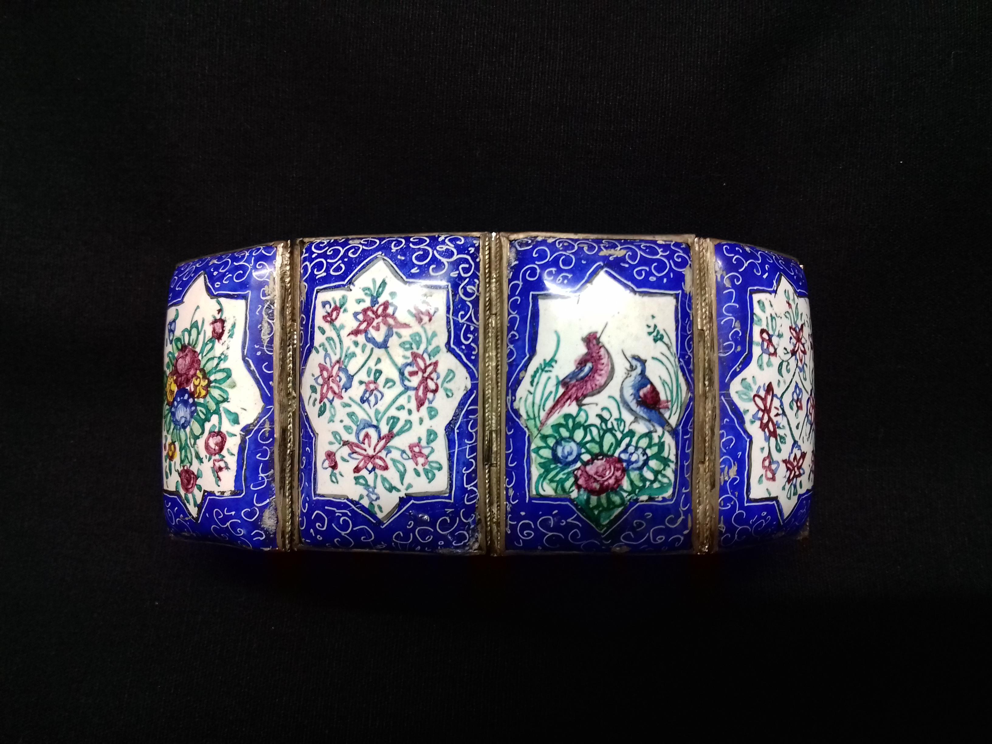 Vintage Bracelet Blue Enamel Birds and Flowers Pattern 6 cm Diameter For Sale 2