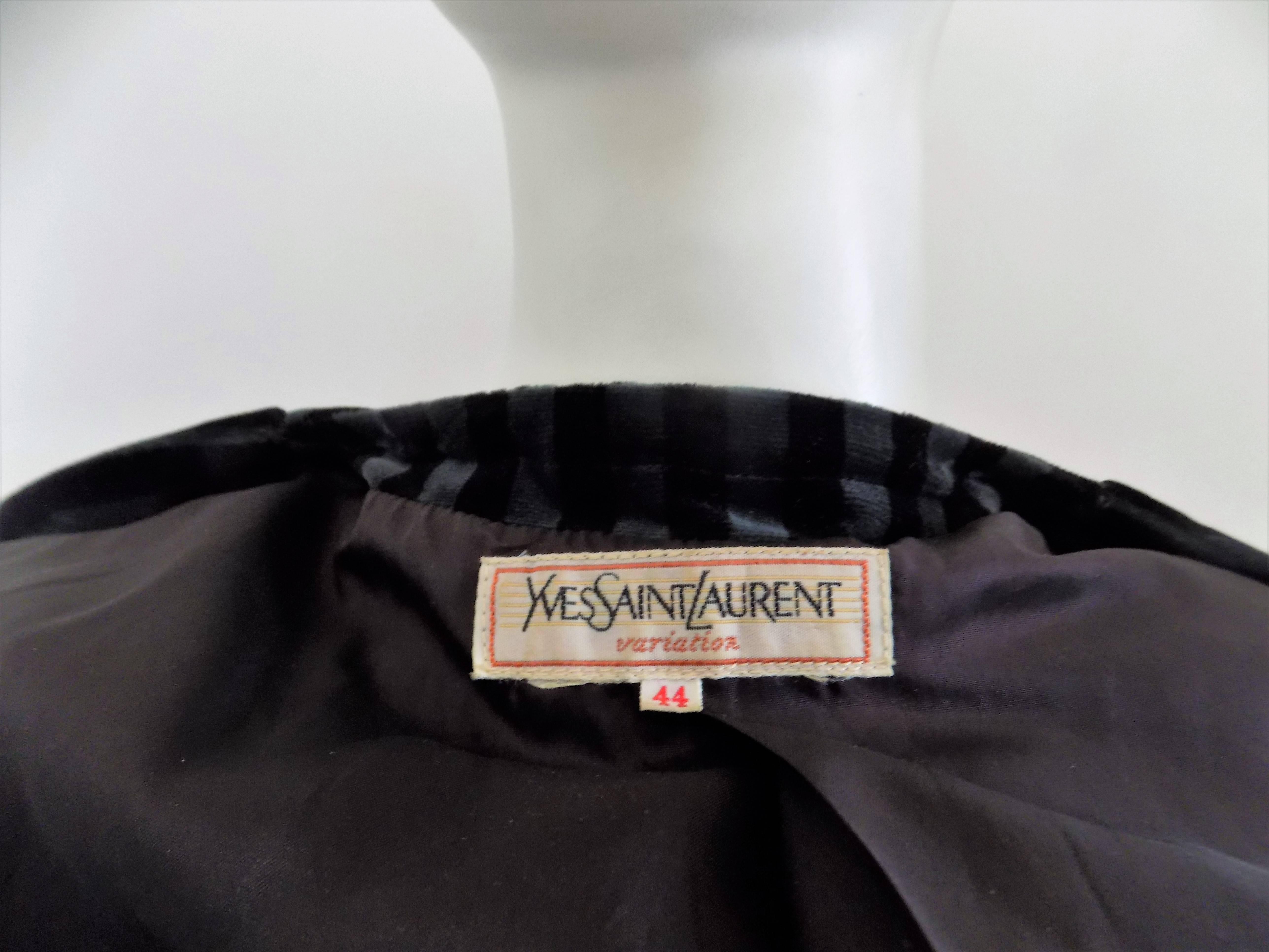1980 Yves Saint Laurent Variation Green Black Velvet Coat 4
