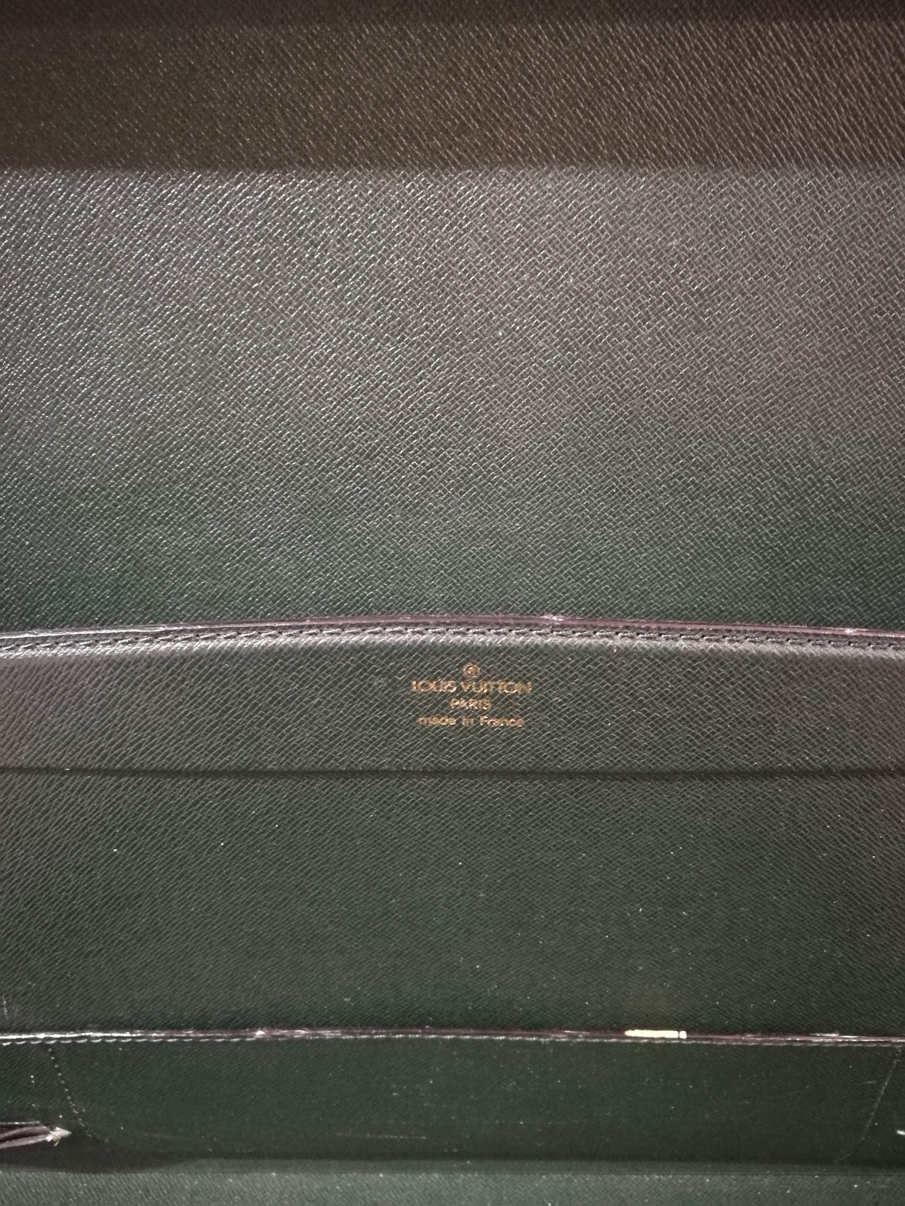Women's or Men's Louis Vuitton Vintage Monogram Luggage
