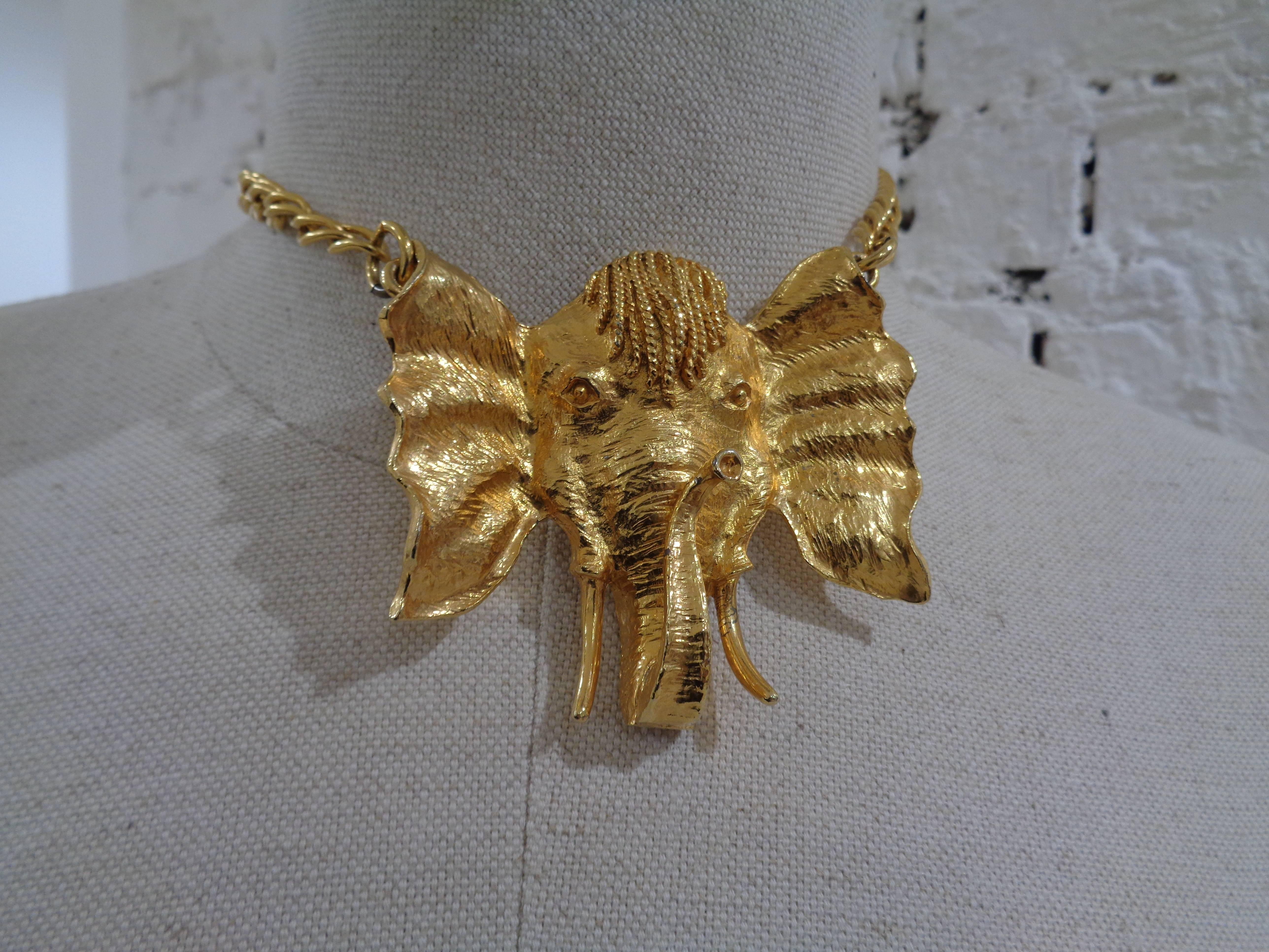 1970s Gold tone elephant pendant necklace 3