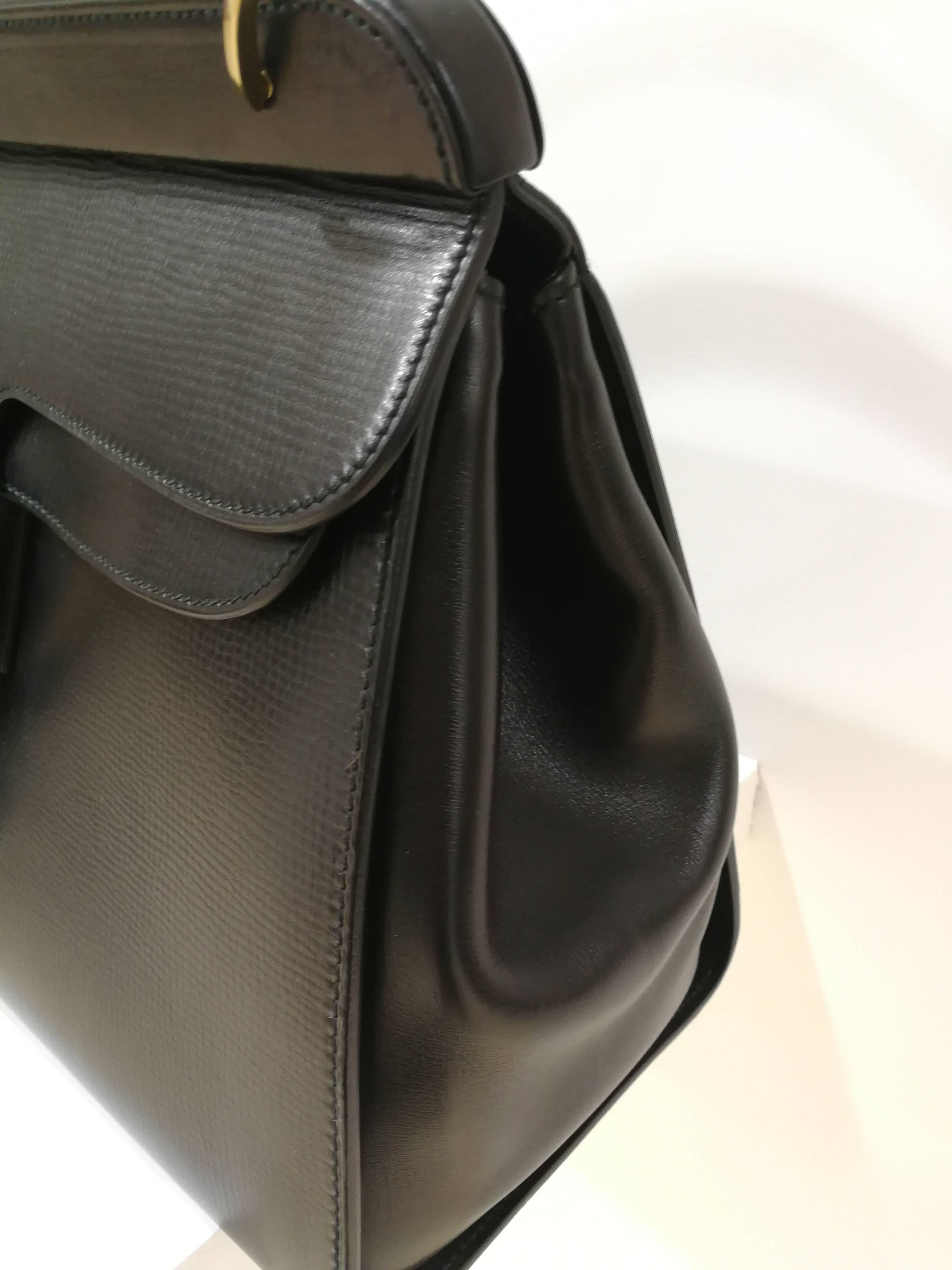 Women's or Men's Gucci Black Leather 