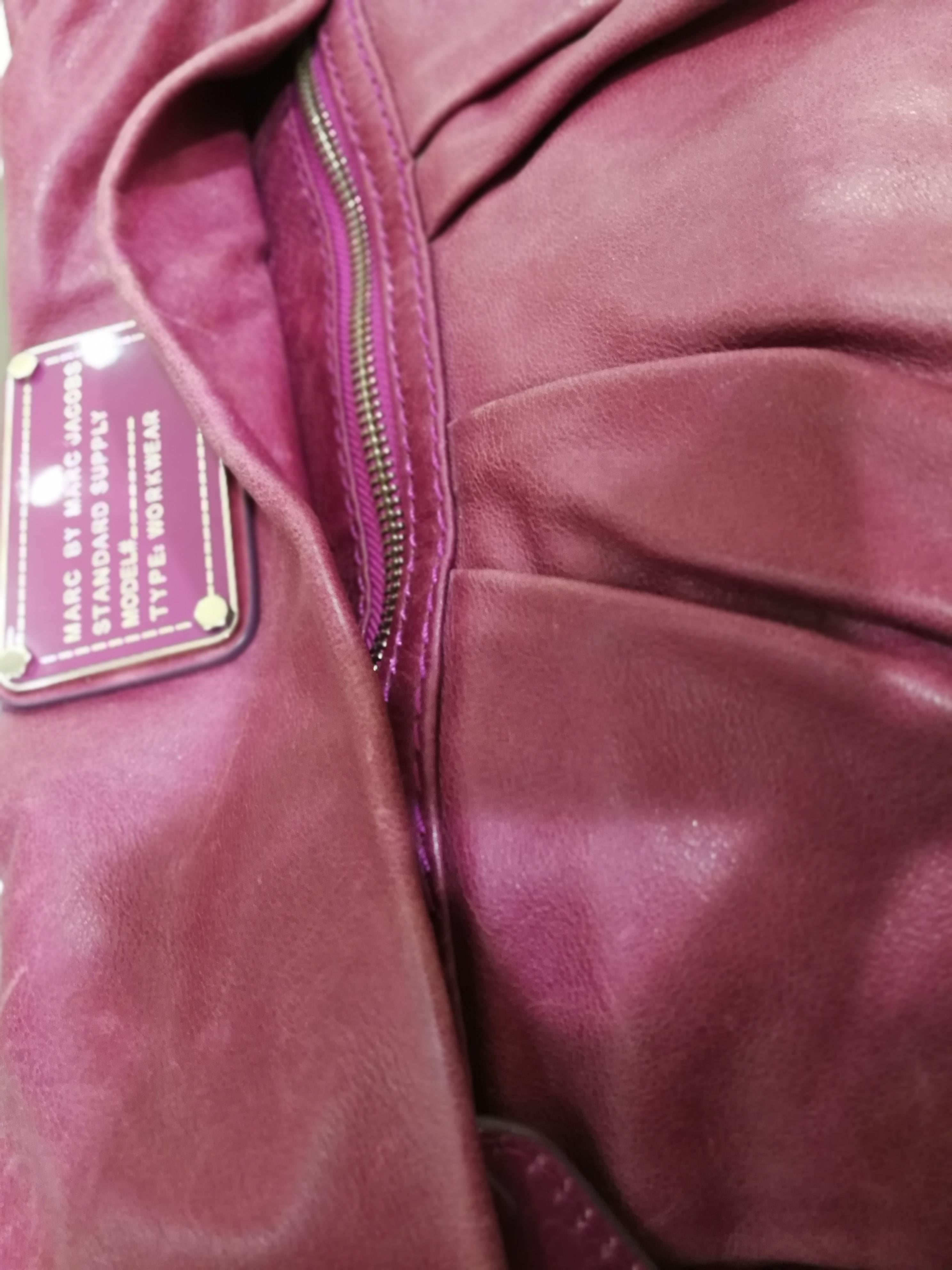 Marc Jacobs Purple leather Shoulder Bag at 1stDibs