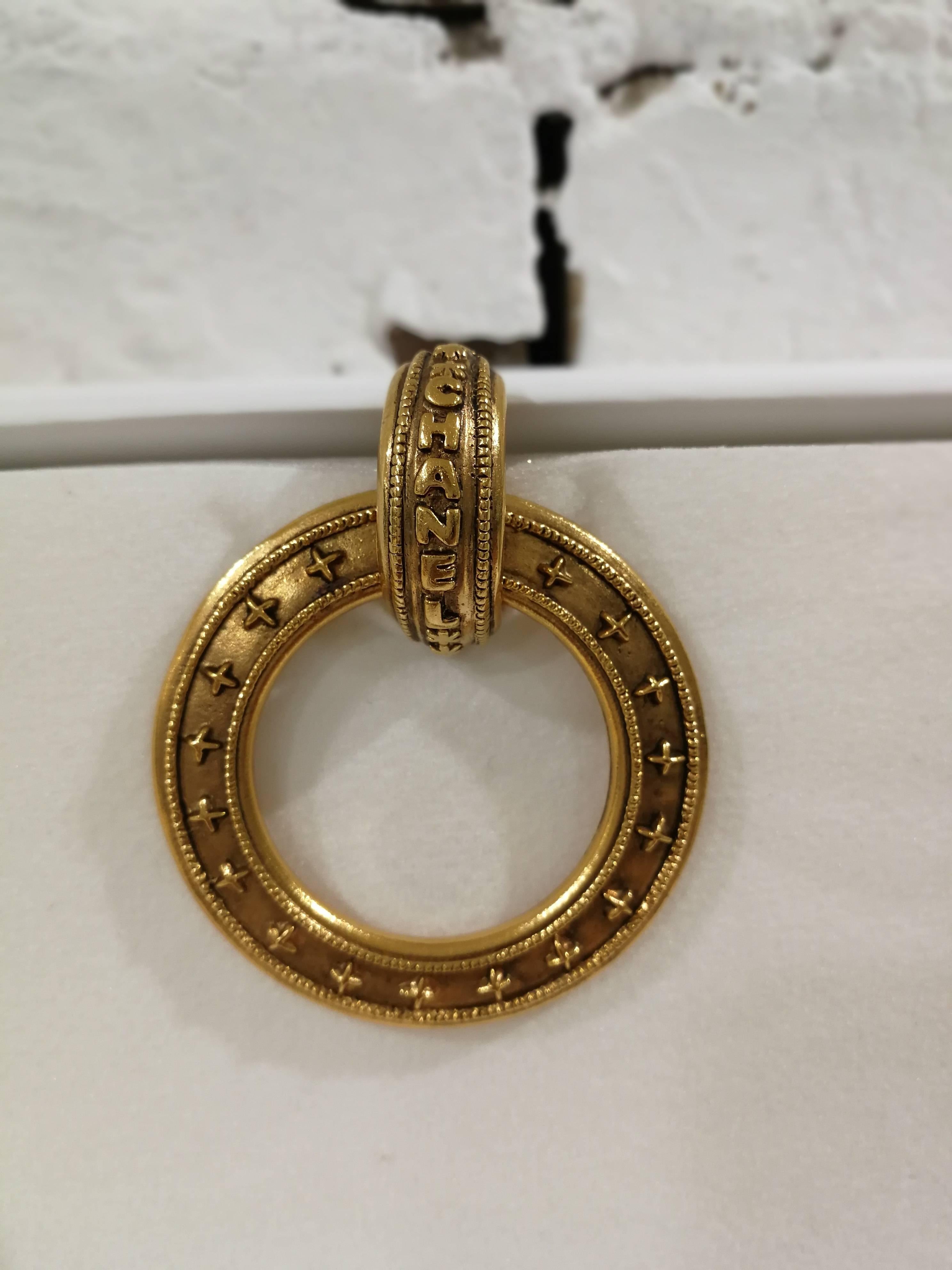 Chanel gold tone clip-on earrings 2