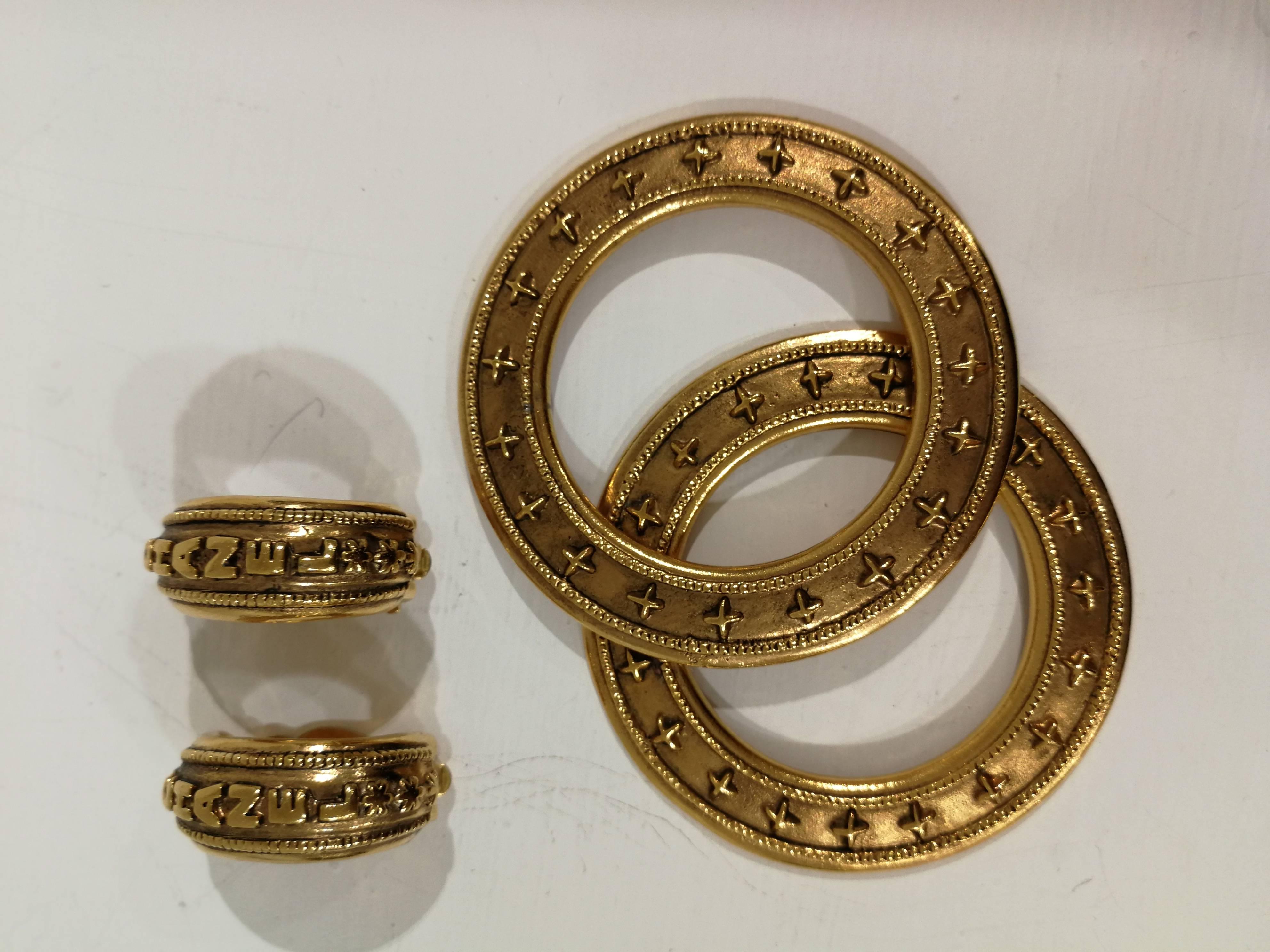 Chanel gold tone clip-on earrings 6