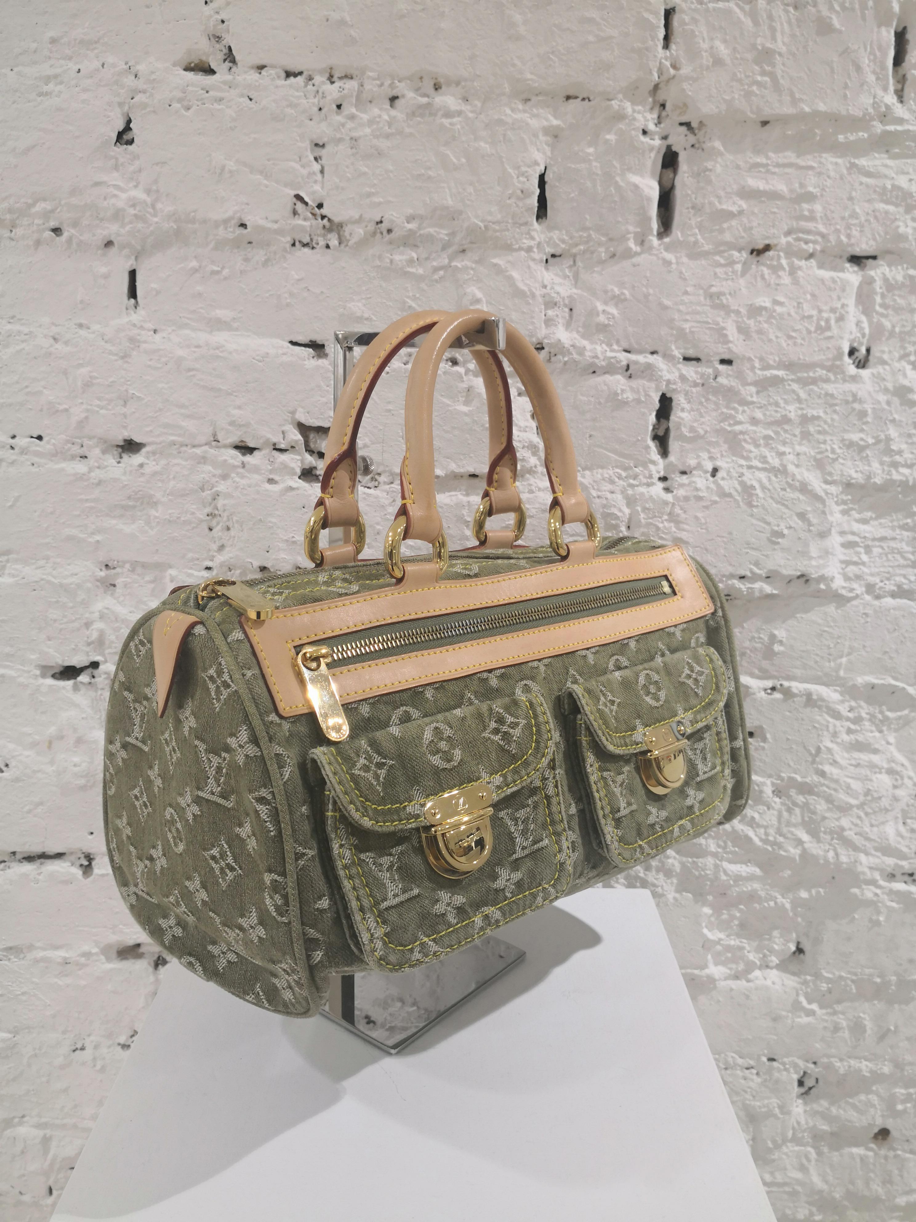 Louis Vuitton Green Denim Neo Speedy Bag
From LV creative head Marc Jacobs monogram Denim Collection, this chic handbag combines soft denim and Louis Vuitton classic detailing. The bag is made from green stone washed denim and tan leather trim with