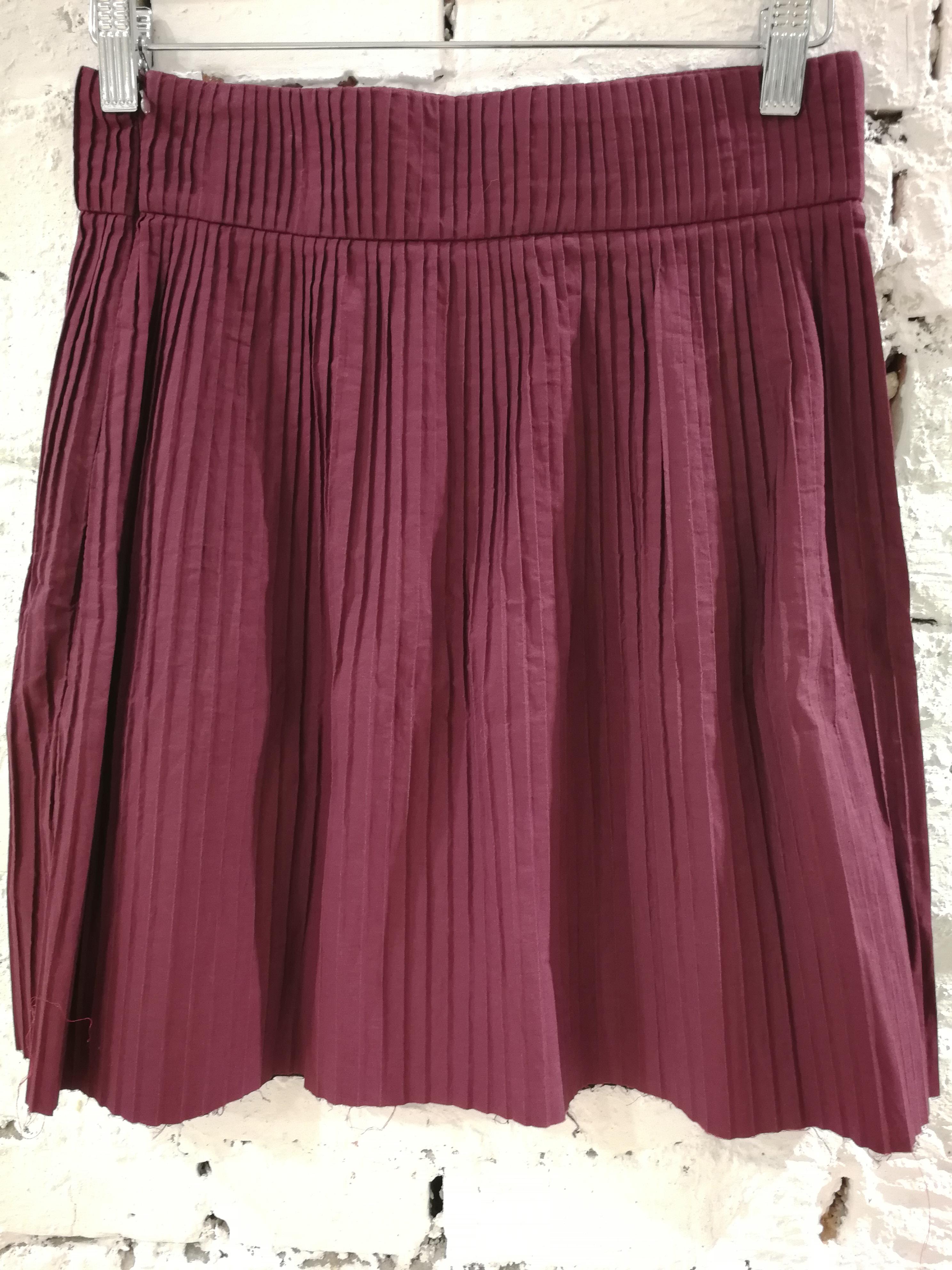 Miu Miu Bordeaux Cotton Skirt In Excellent Condition For Sale In Capri, IT