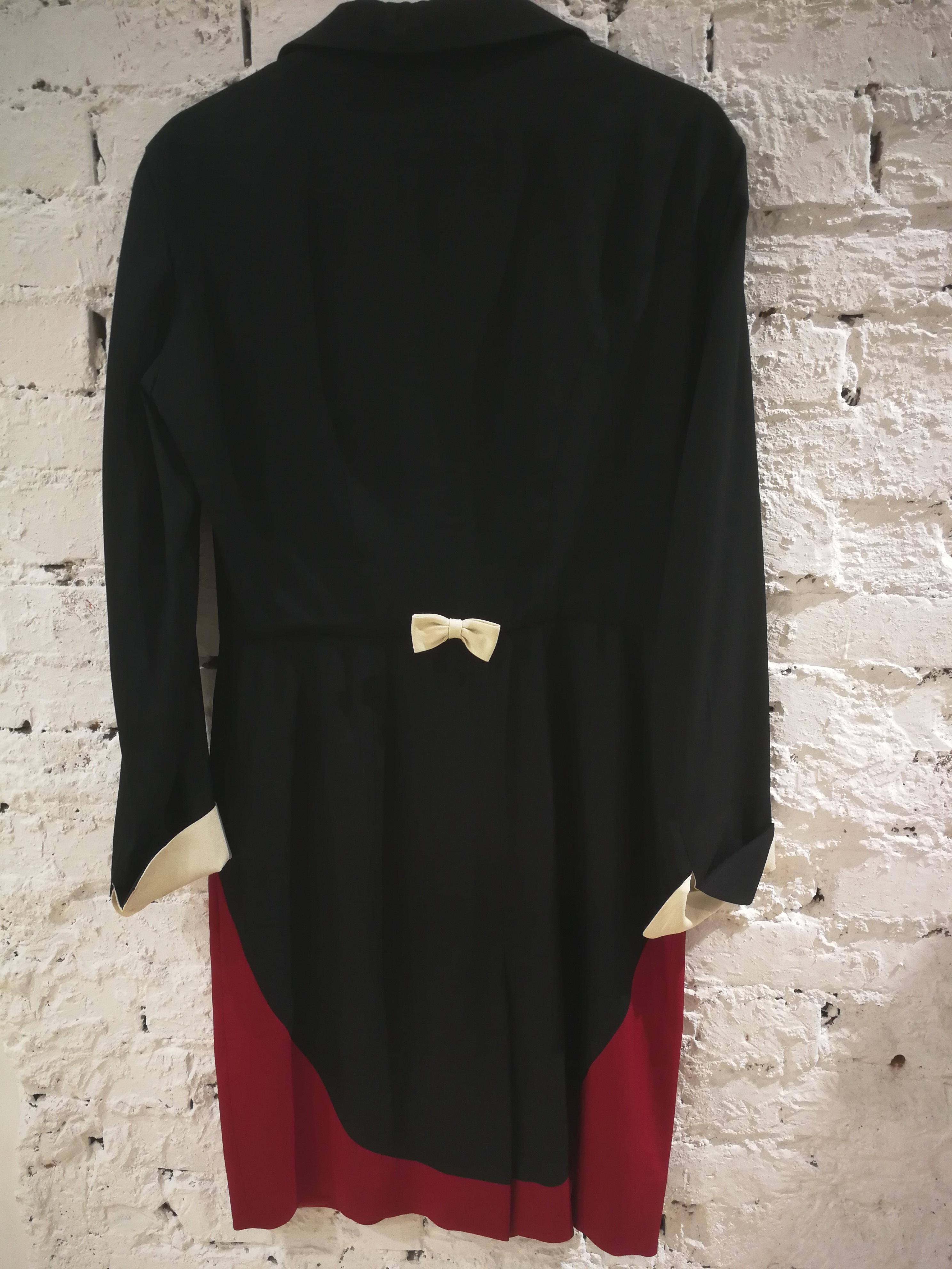 Moschino Cheap and Chic Vestido Negro Blanco Rojo en venta 3