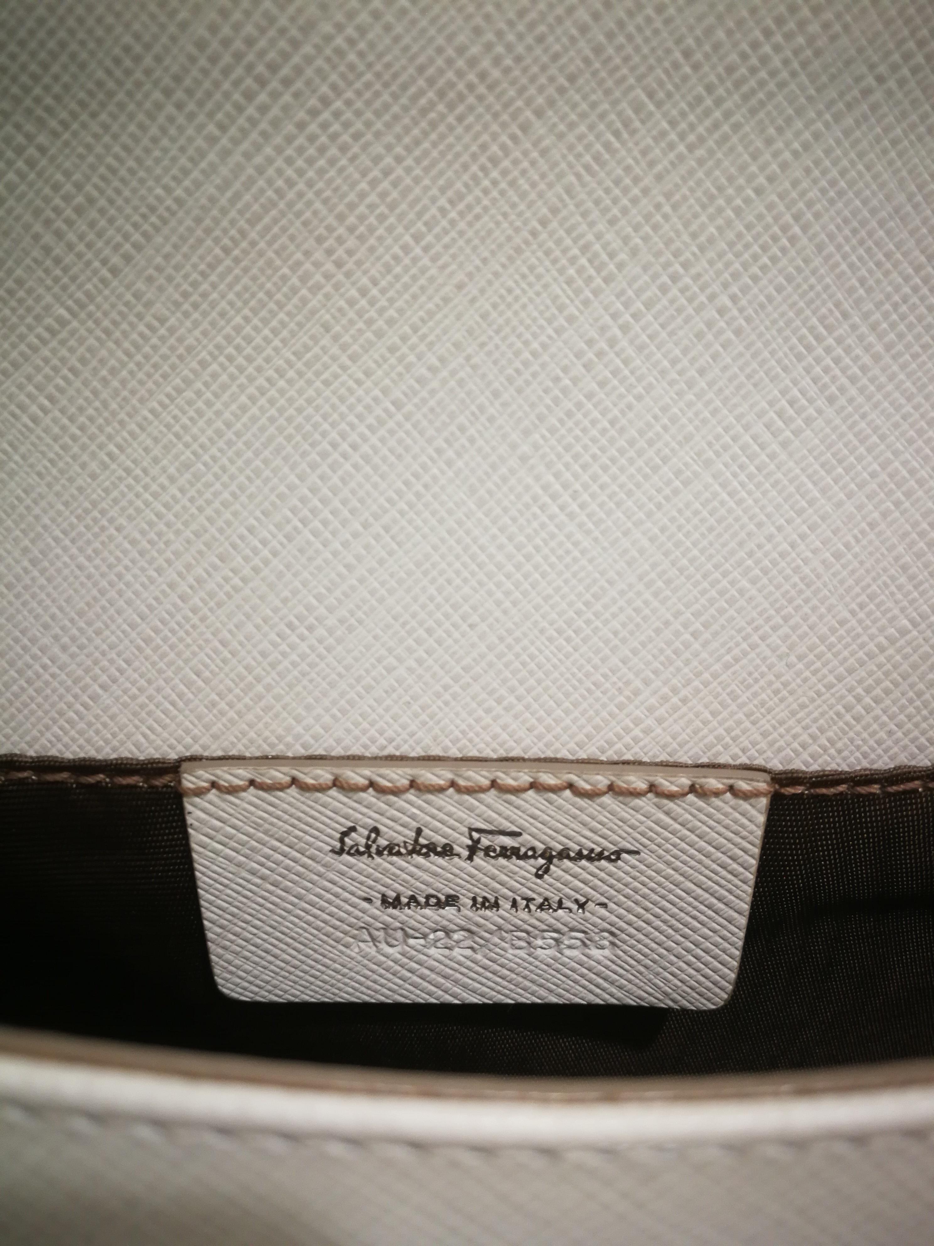 Women's or Men's Salvatore Ferragamo White Leather Shoulder Bag NWOT