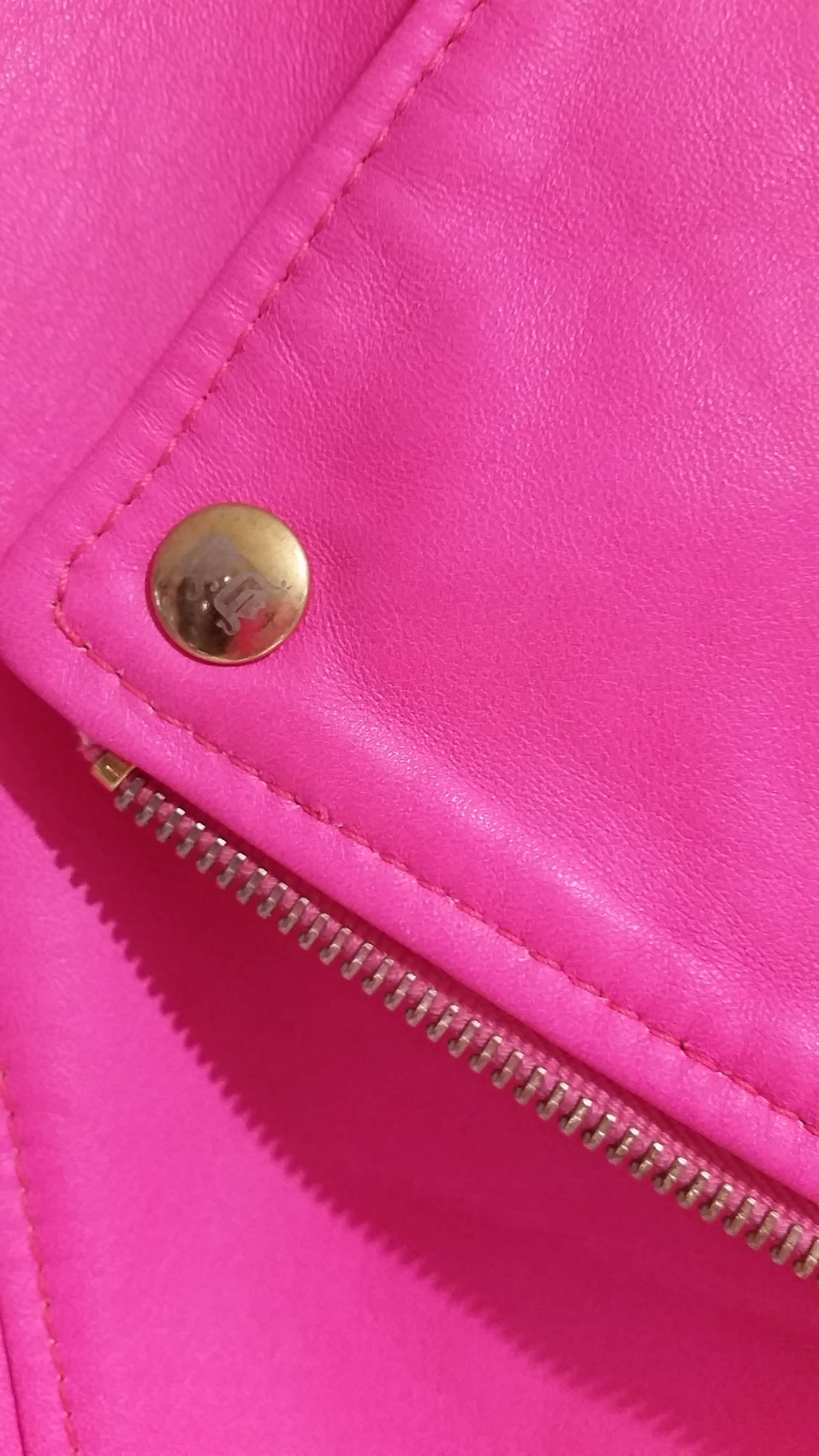 Gianni Versace Vintage Pink Fluo Gilet In Excellent Condition In Capri, IT