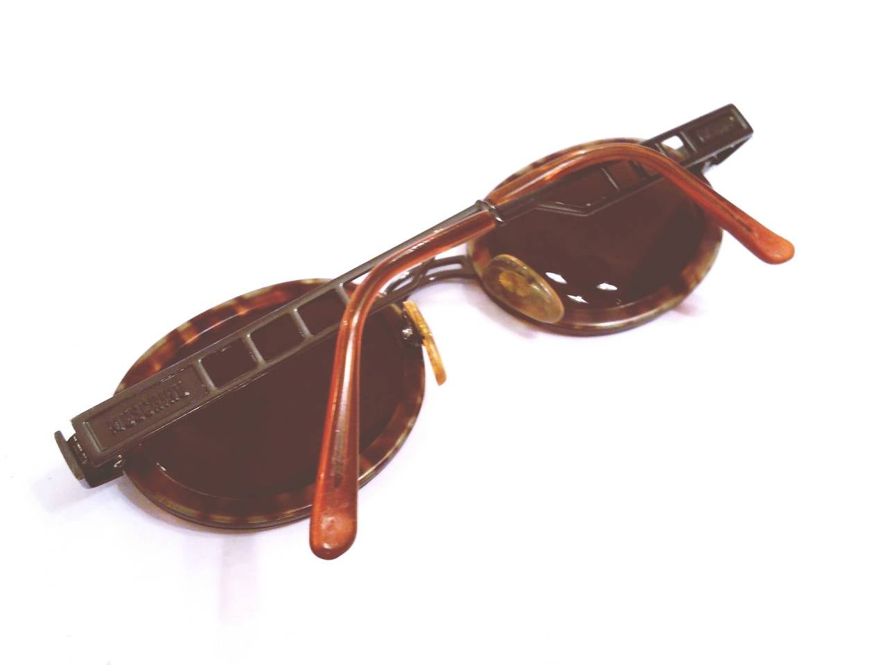 1990s Moschino Sunglasses In New Condition In Capri, IT