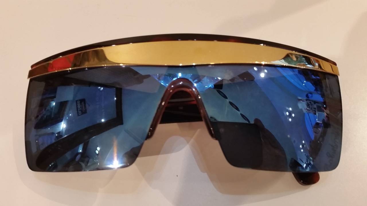 1980s Gianni Versace blu glass multicoloured sunglasses In New Condition In Capri, IT