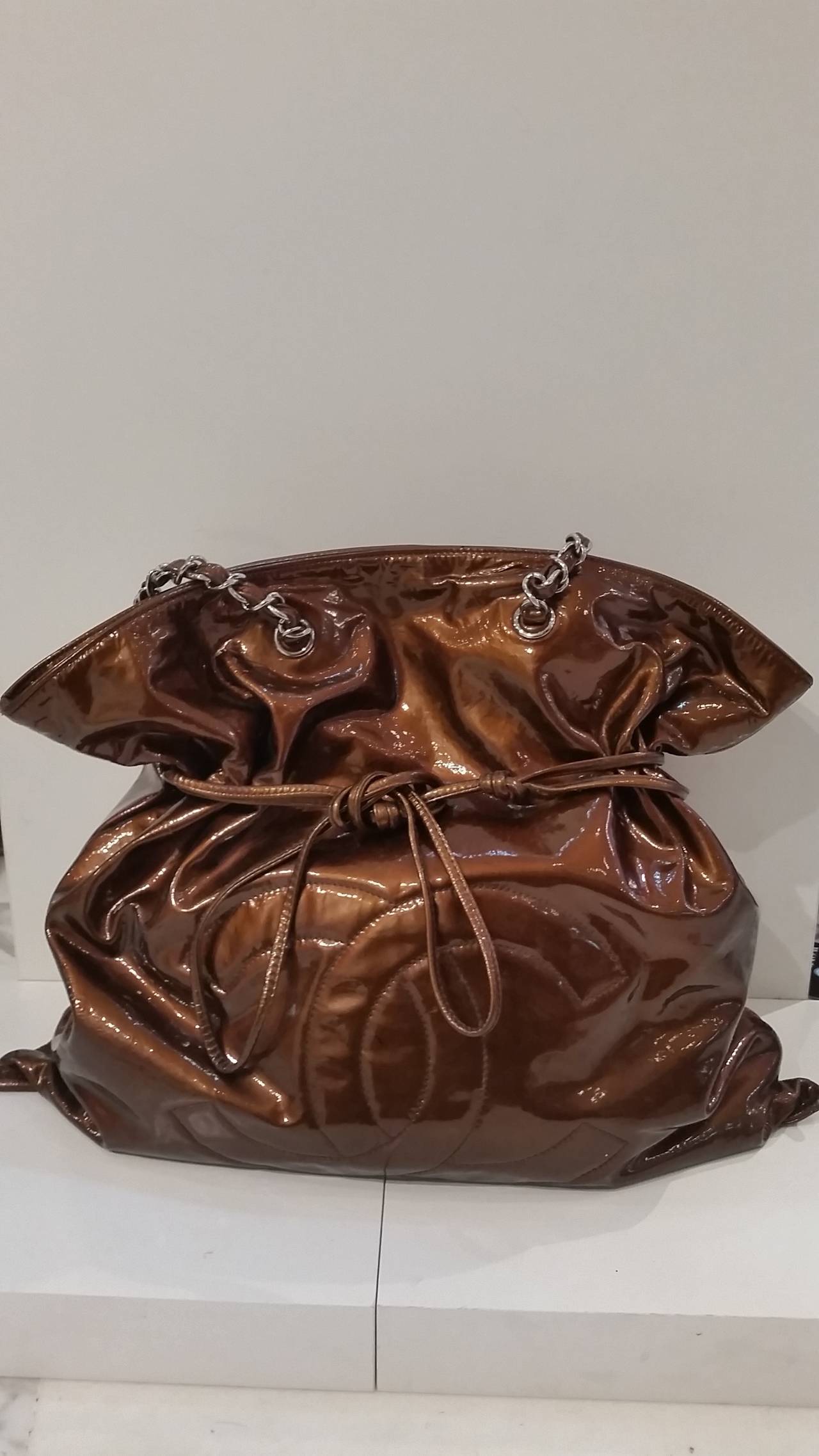 Brown 2007 Chanel Bronze Jumbo Patent Bon Bons Cabas Tote Bag