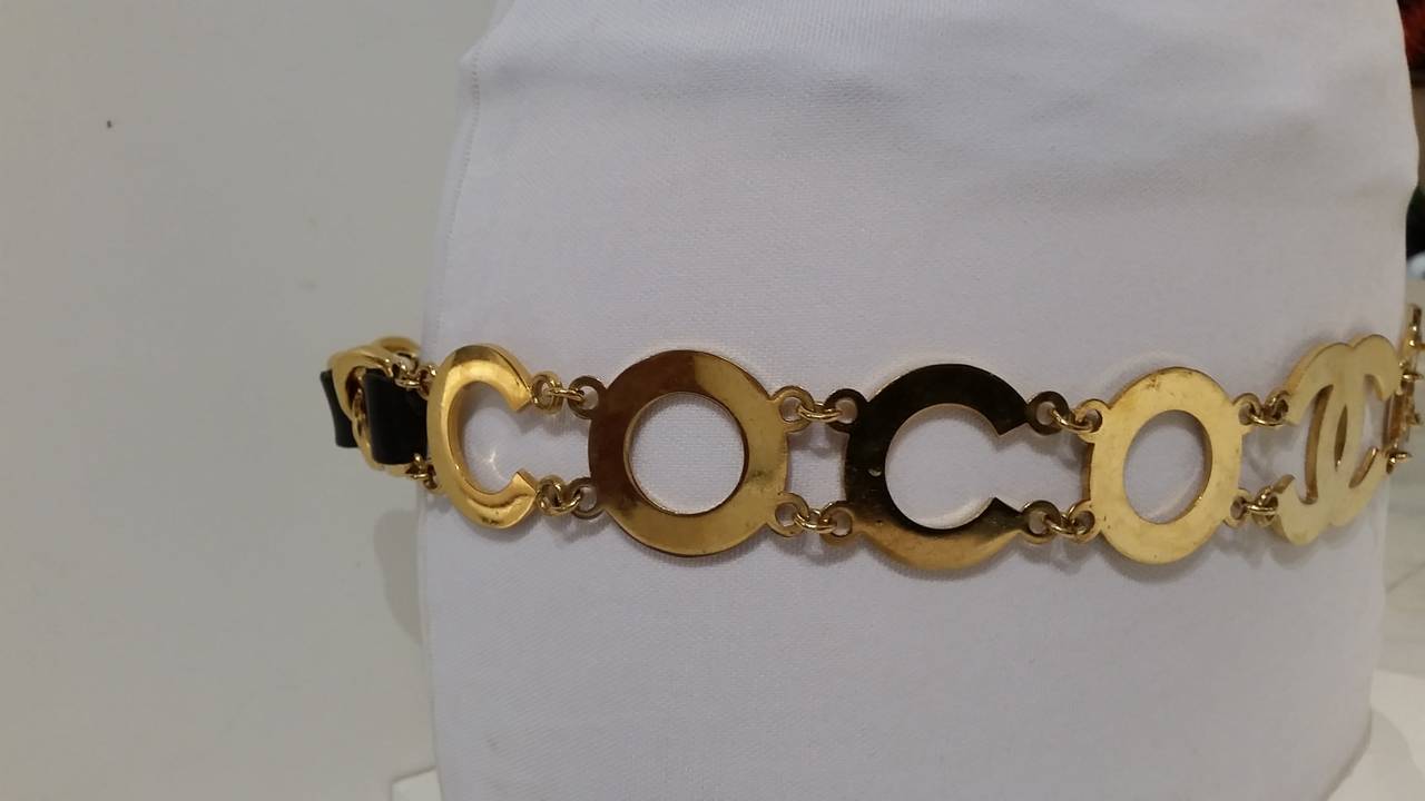 Women's 1980S Chanel Rare Coco black and gold belt