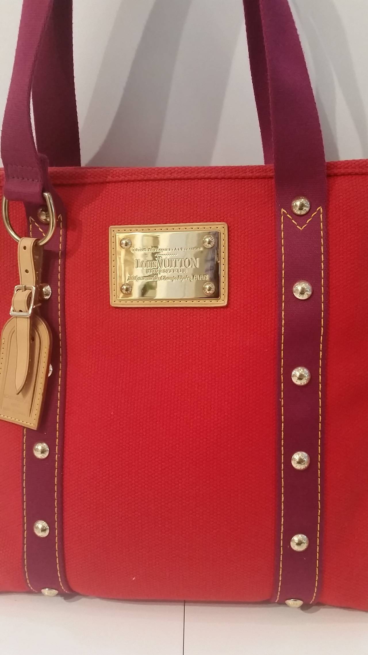 2000s Louis Vuitton cabas bag red and violet