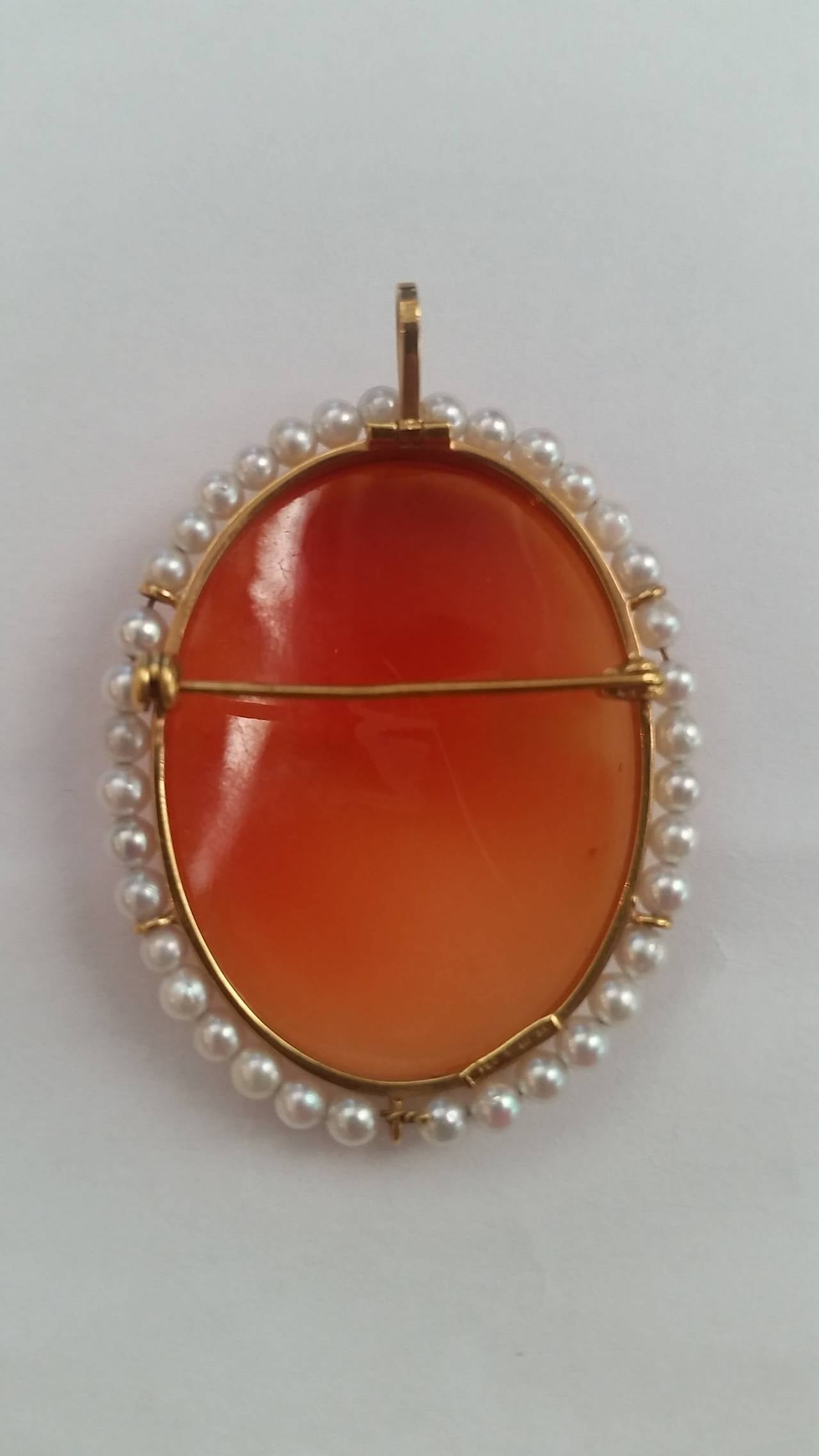 Artisan 1950s 18k gold Cammeo with white pearls brooch and pendant For Sale