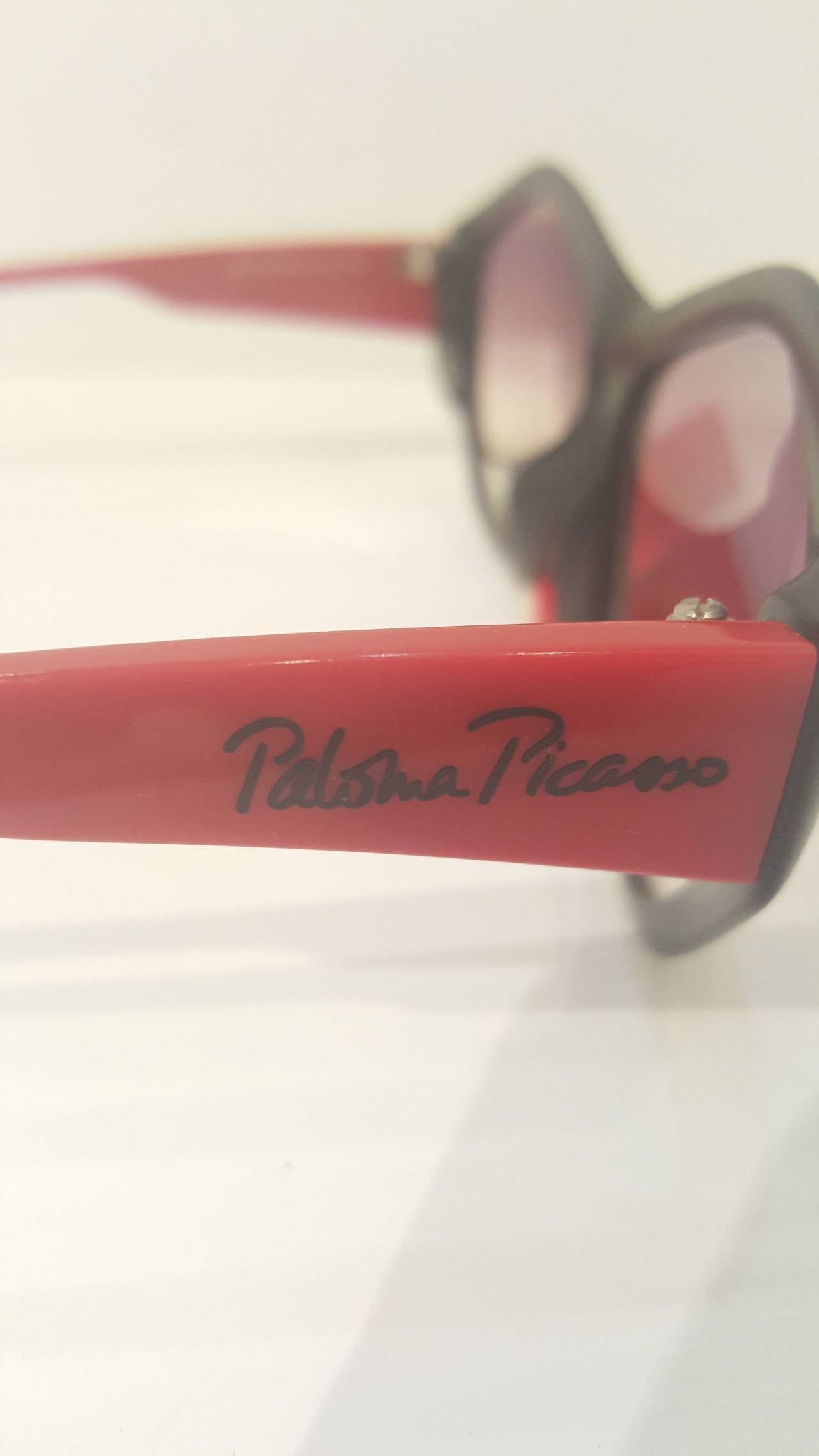 1980s Paloma Picasso black and red sunglasses In New Condition In Capri, IT