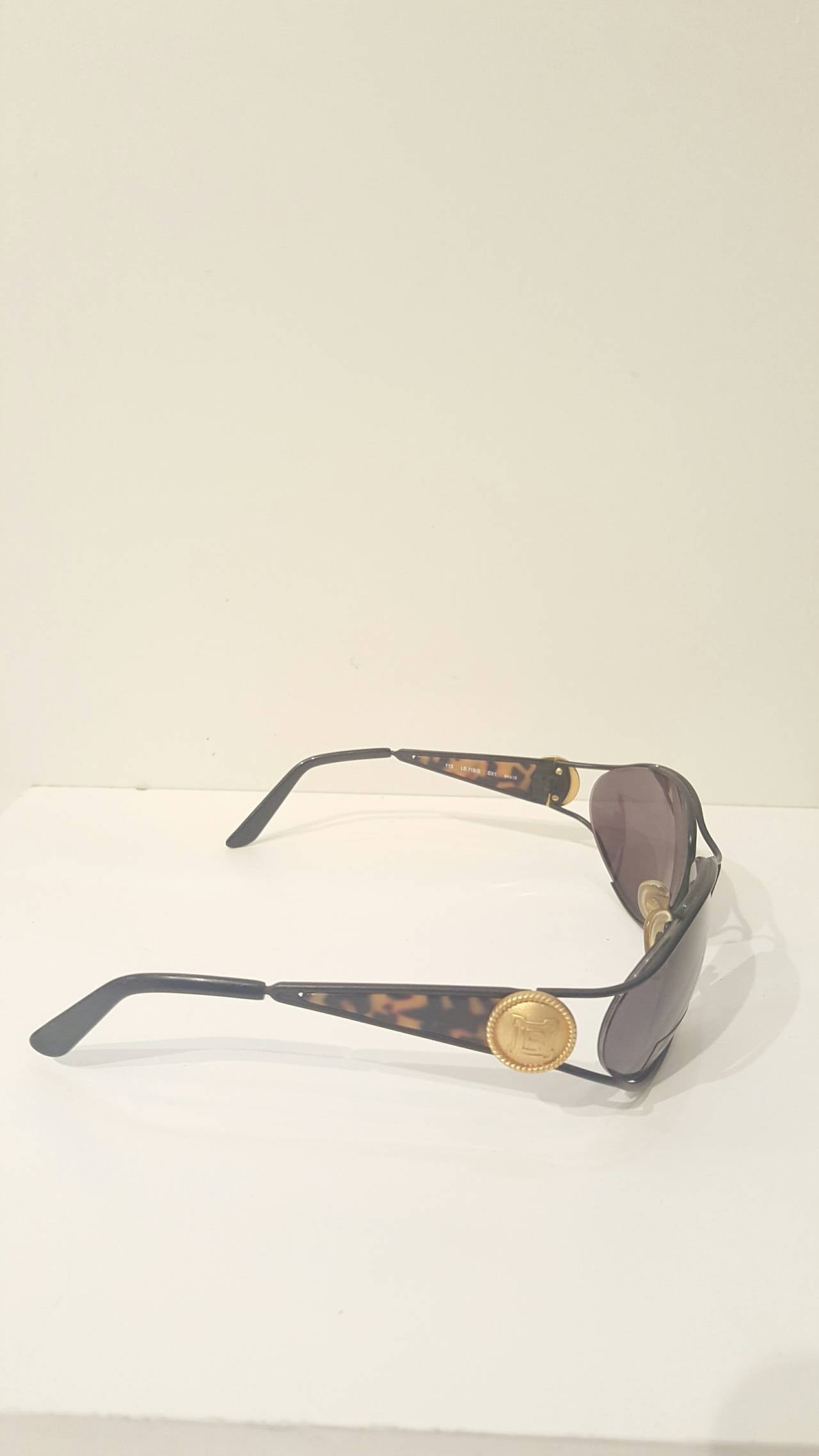 1980s Laura Biagiotti black gold and tortoise sunglasses In New Condition In Capri, IT