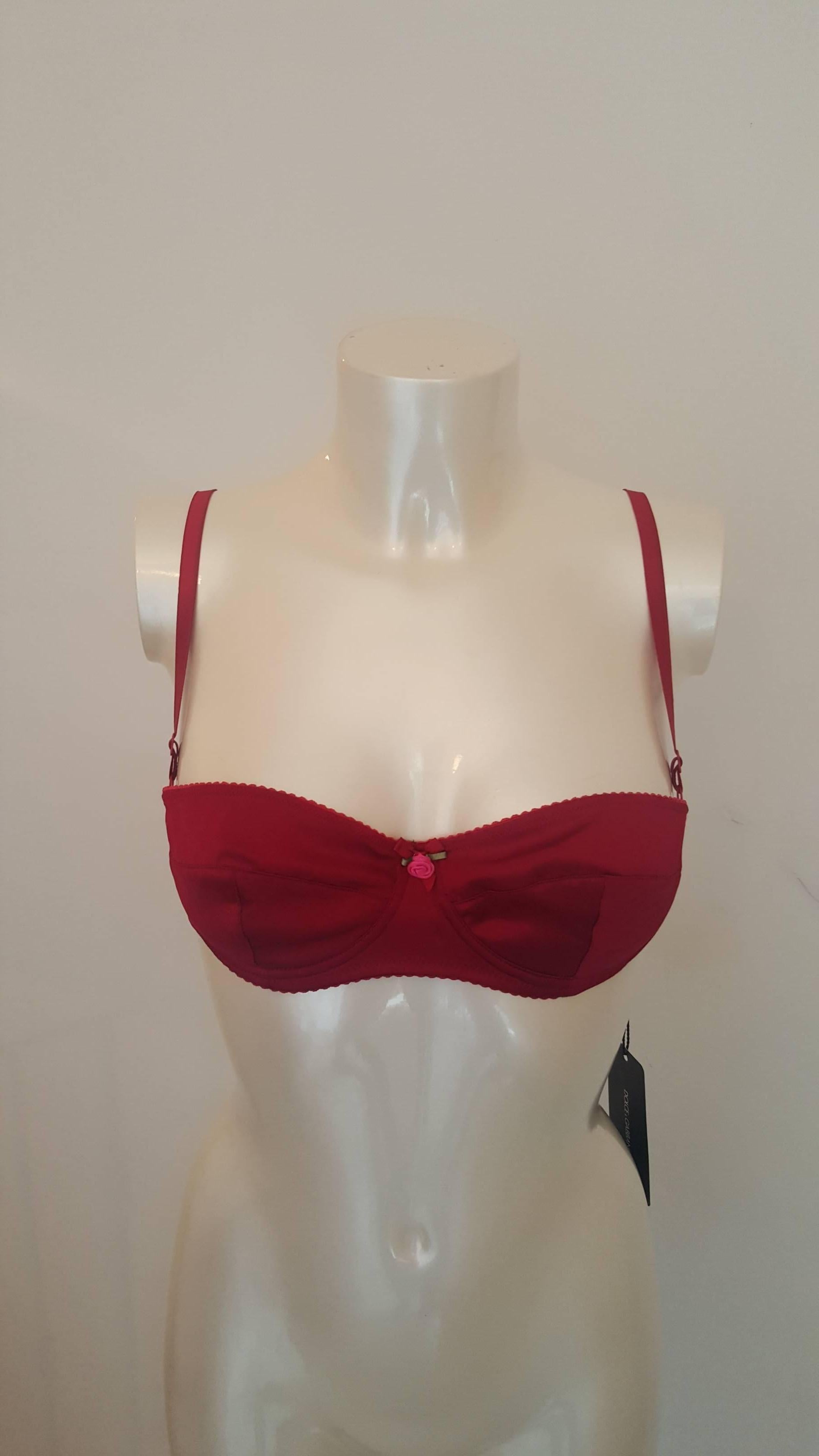 2000s Dolce & Gabbana red bra still with original tags in italian size range III totally made in italy in silk