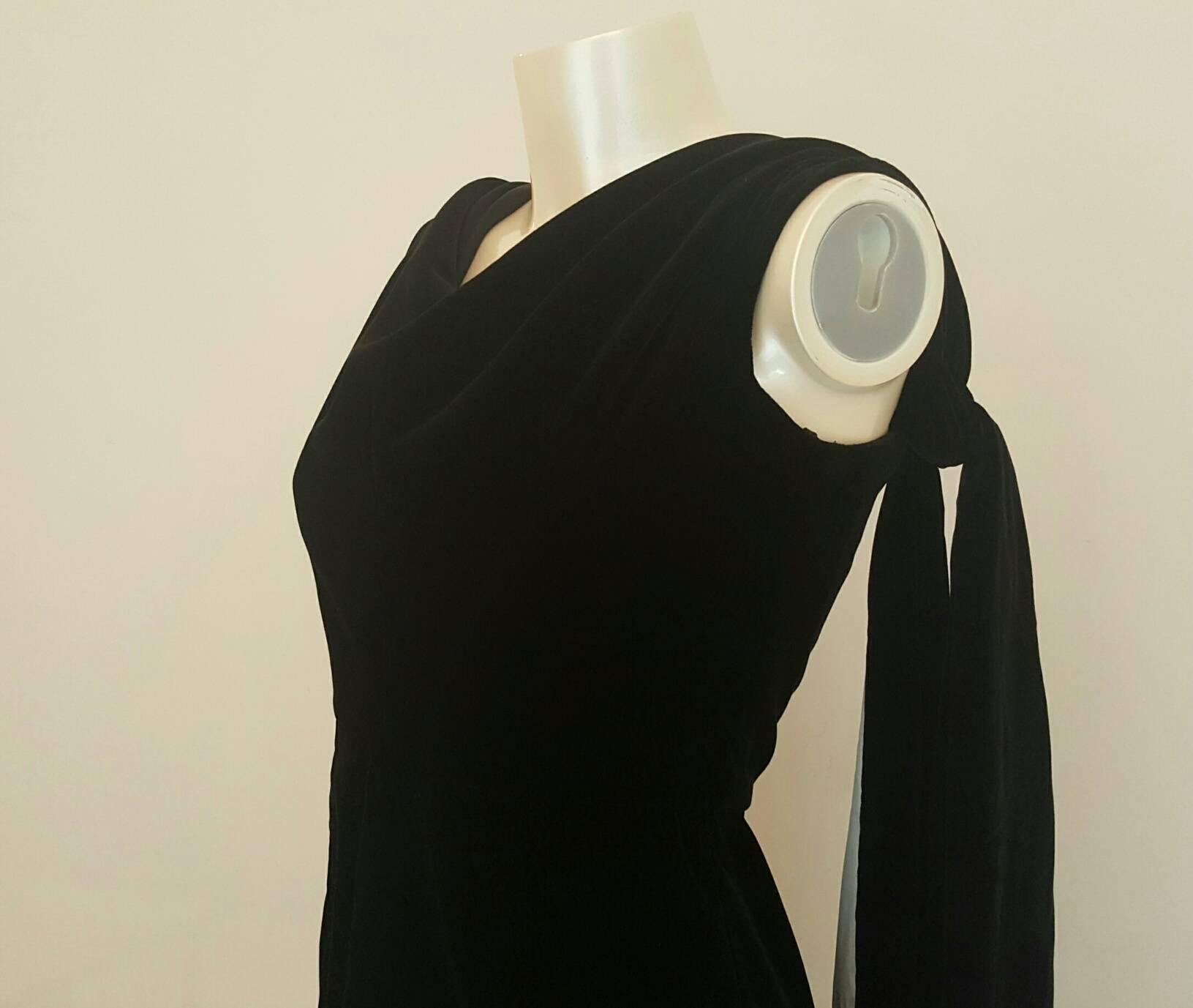 2000s Yves Saint Laurent black and white velvet dress NWOT In New Condition In Capri, IT