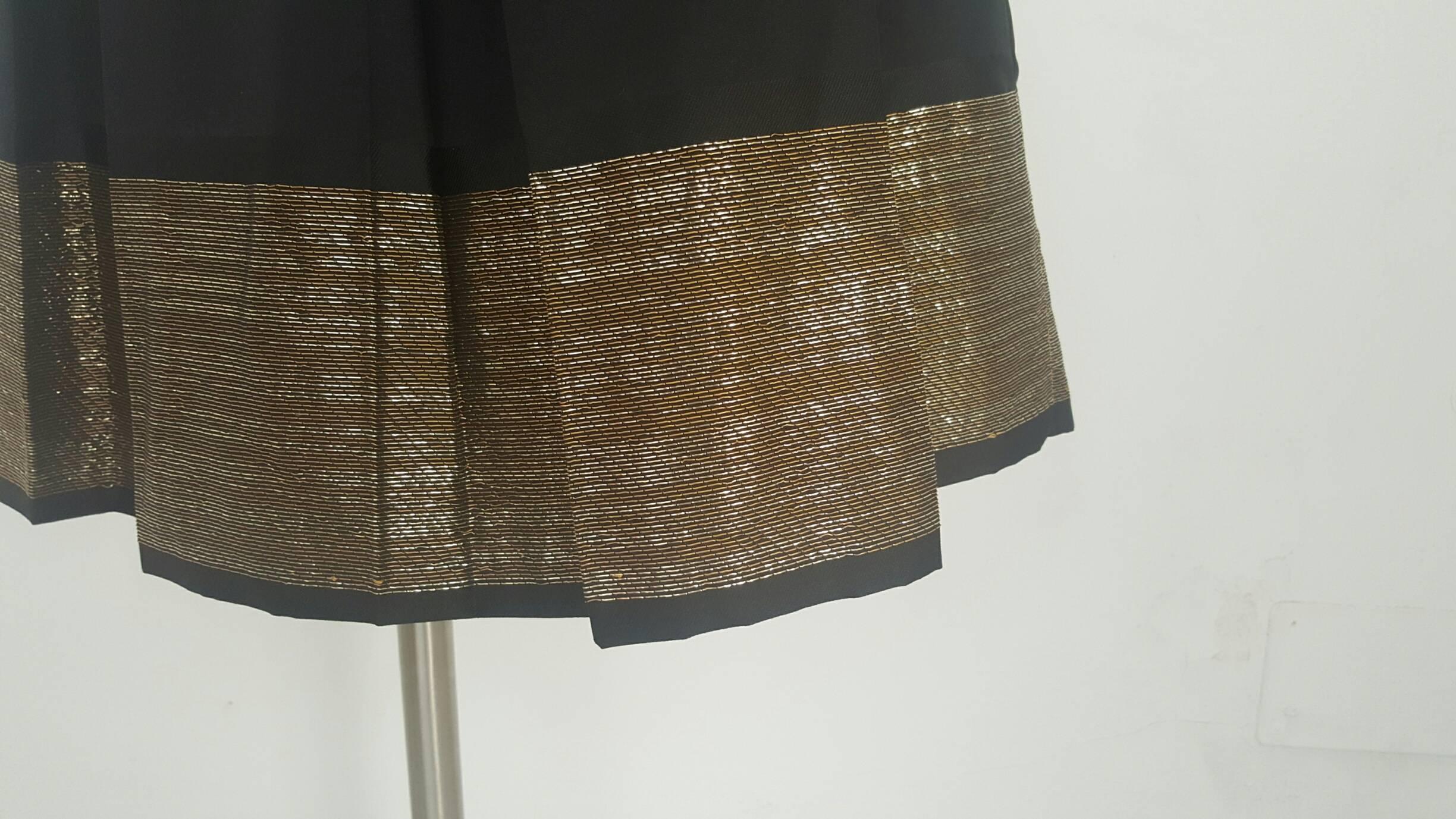 2000s Roberto Cavalli black skirt with gold belt In Excellent Condition In Capri, IT