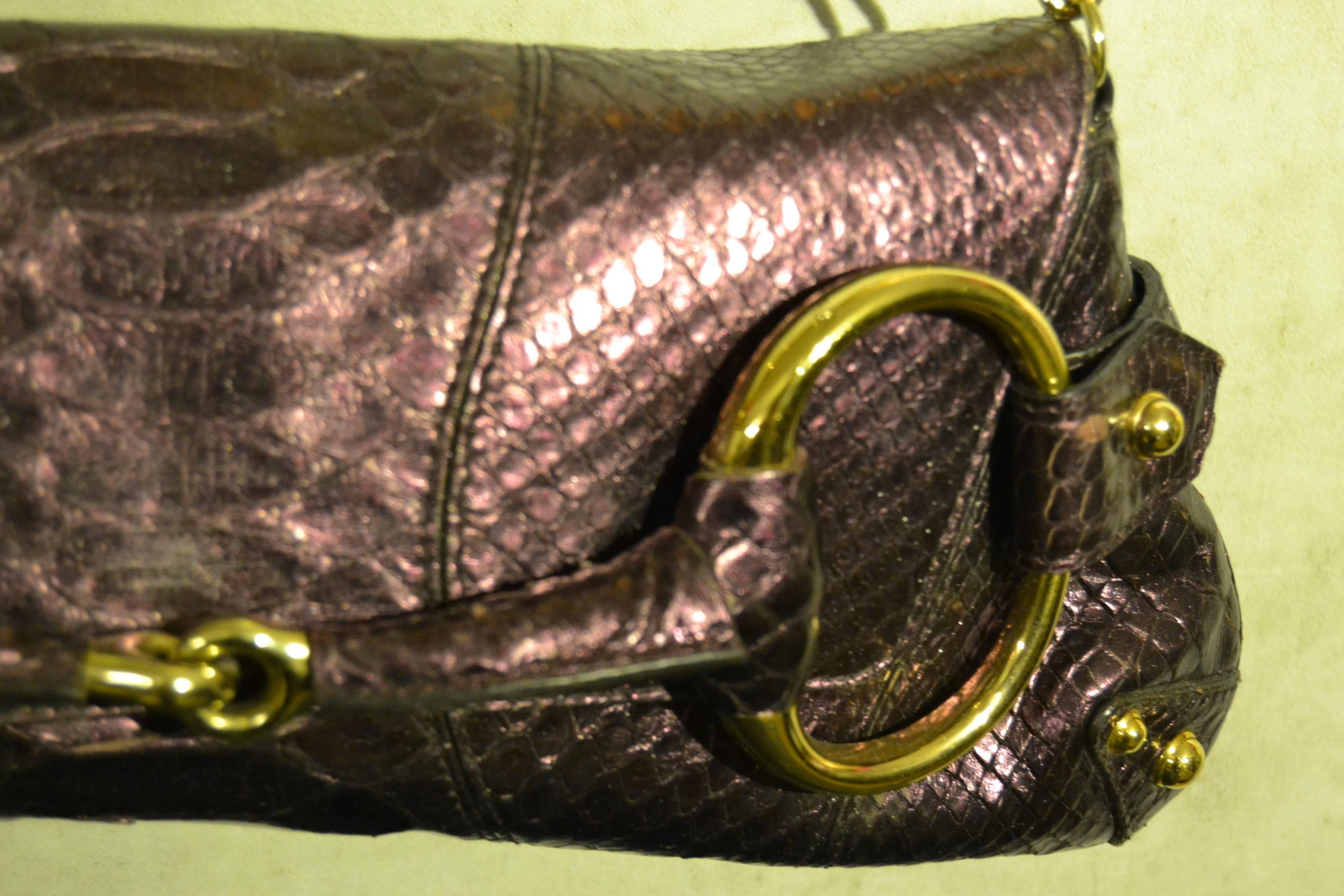 1990s Gucci Chain purple python skin bag In New Condition In Capri, IT