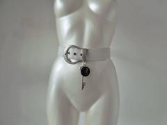 1980s Christian Dior white leather key coin belt