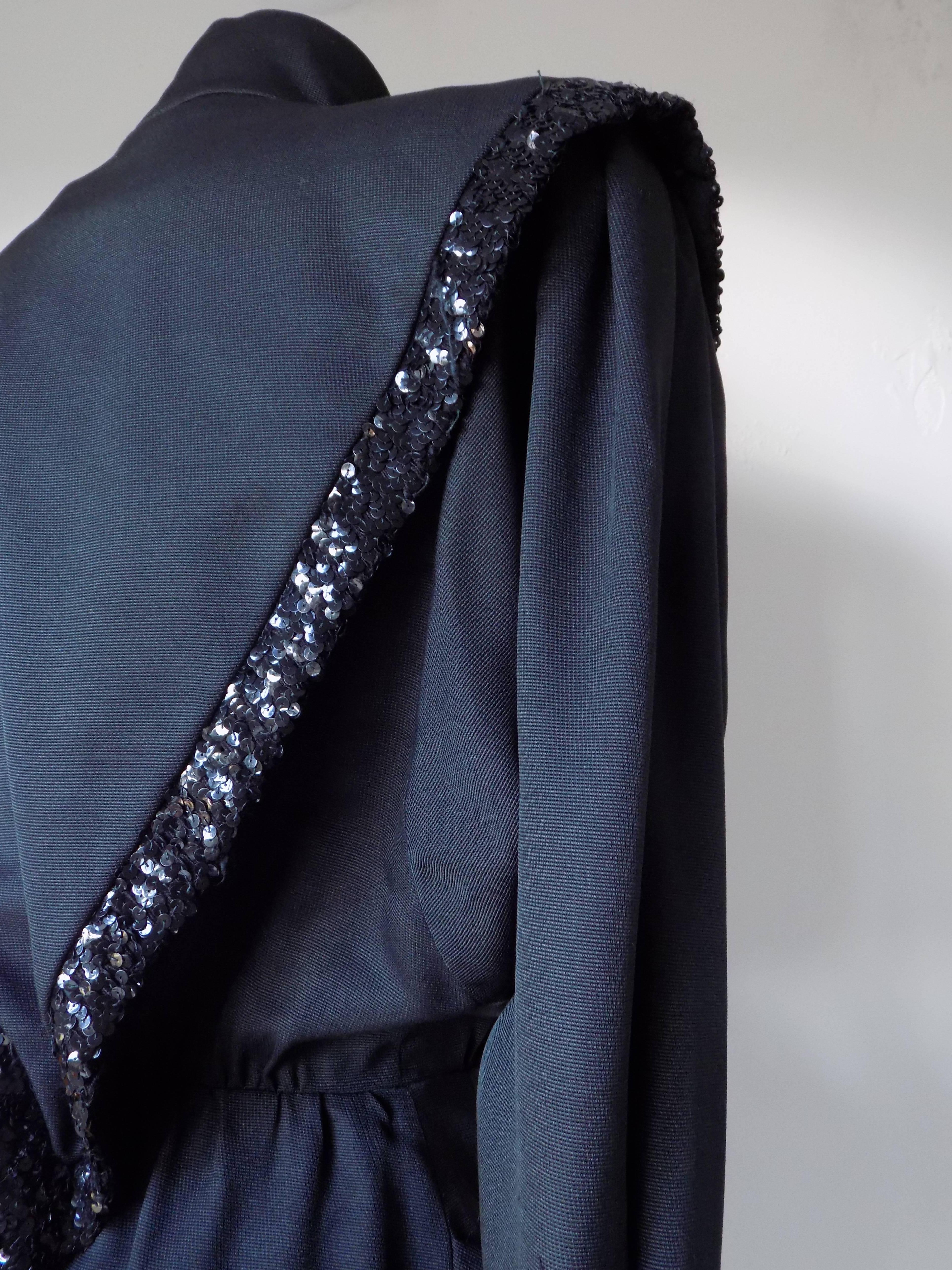 Mariella Burani - Robe longue noire des années 1970  Pour femmes en vente