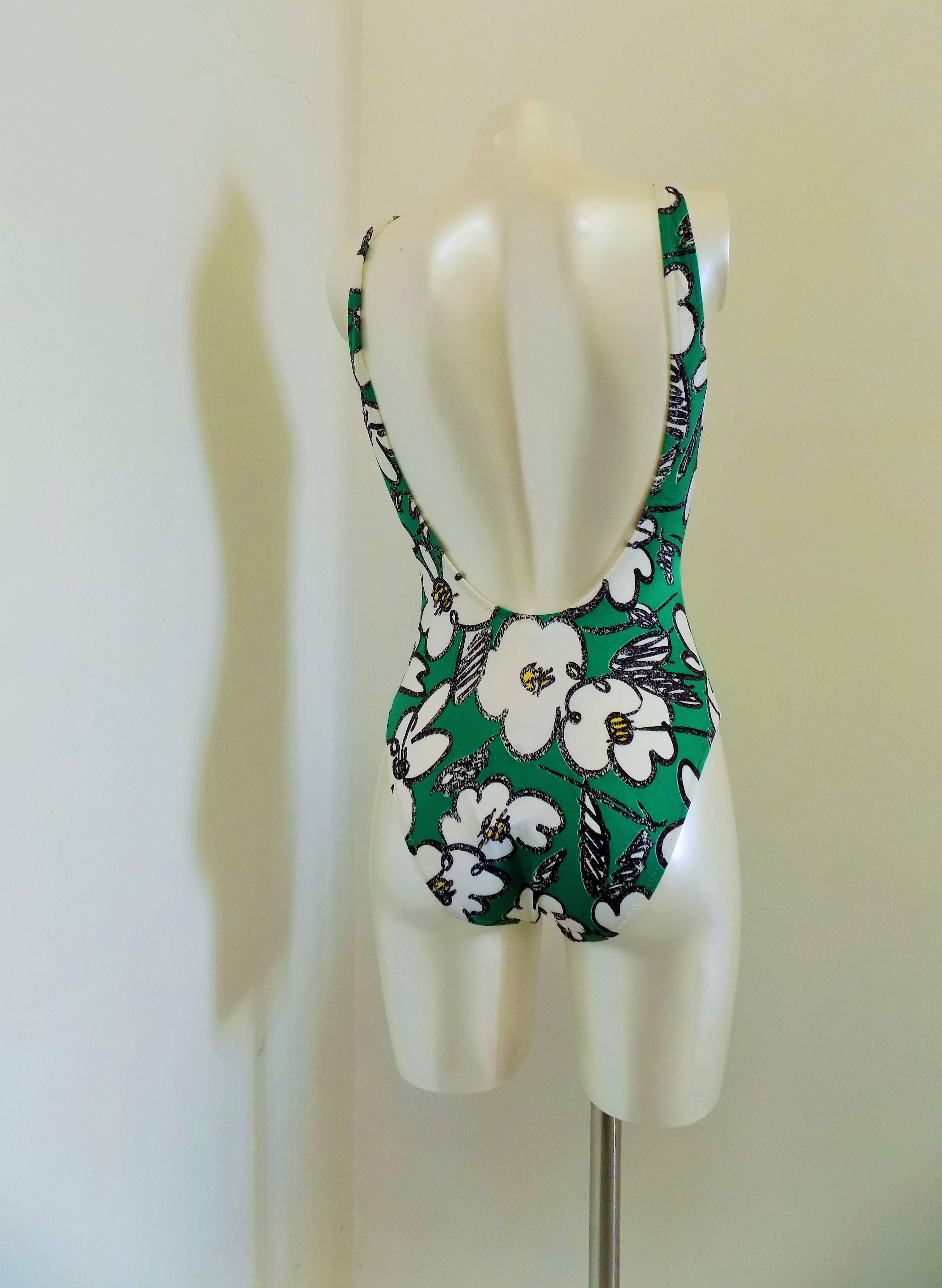 1980s Moschino Mare green swimwear NWT 

totally made in italy