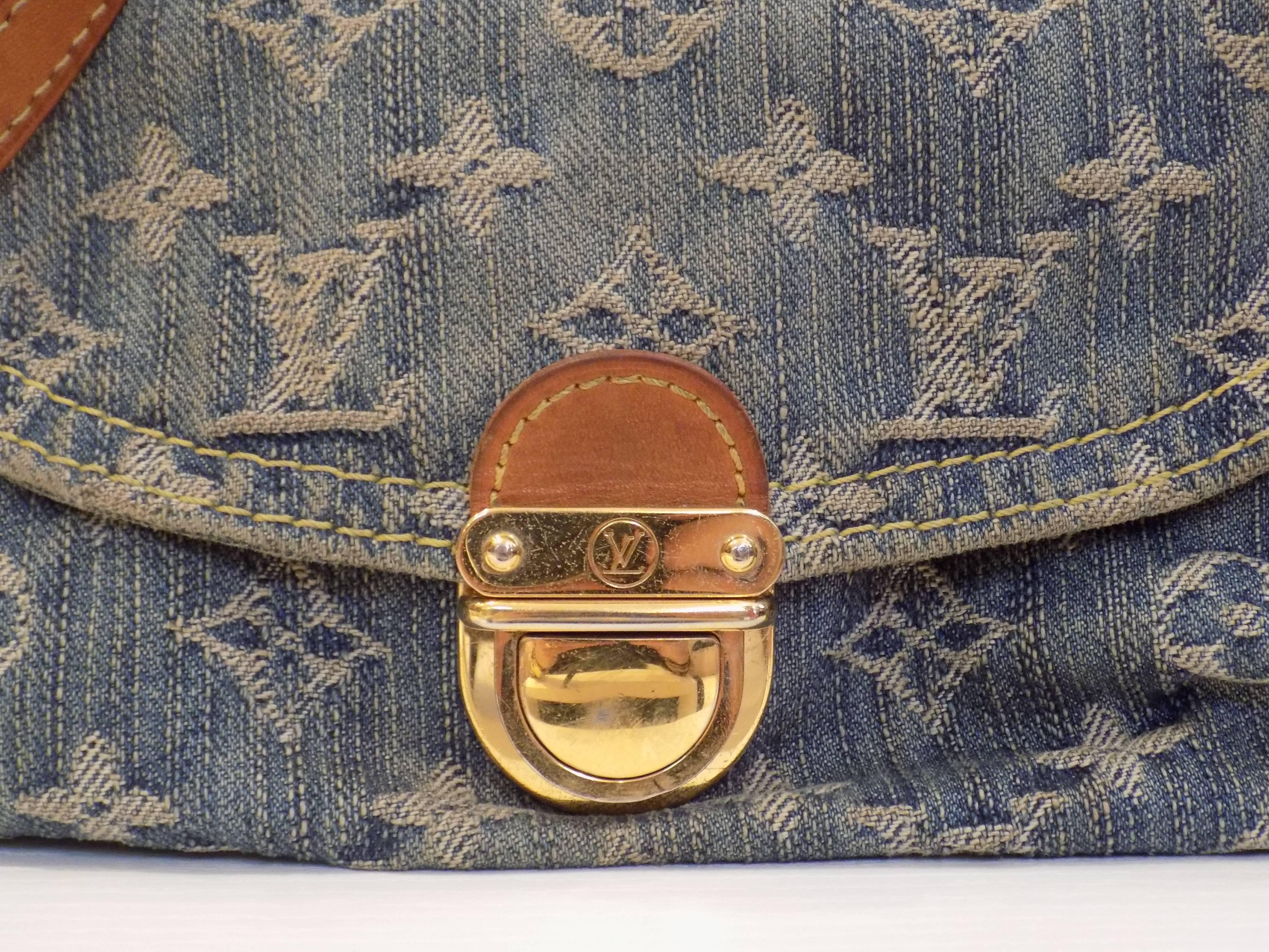 Louis Vuitton Denim Bag In New Condition In Capri, IT