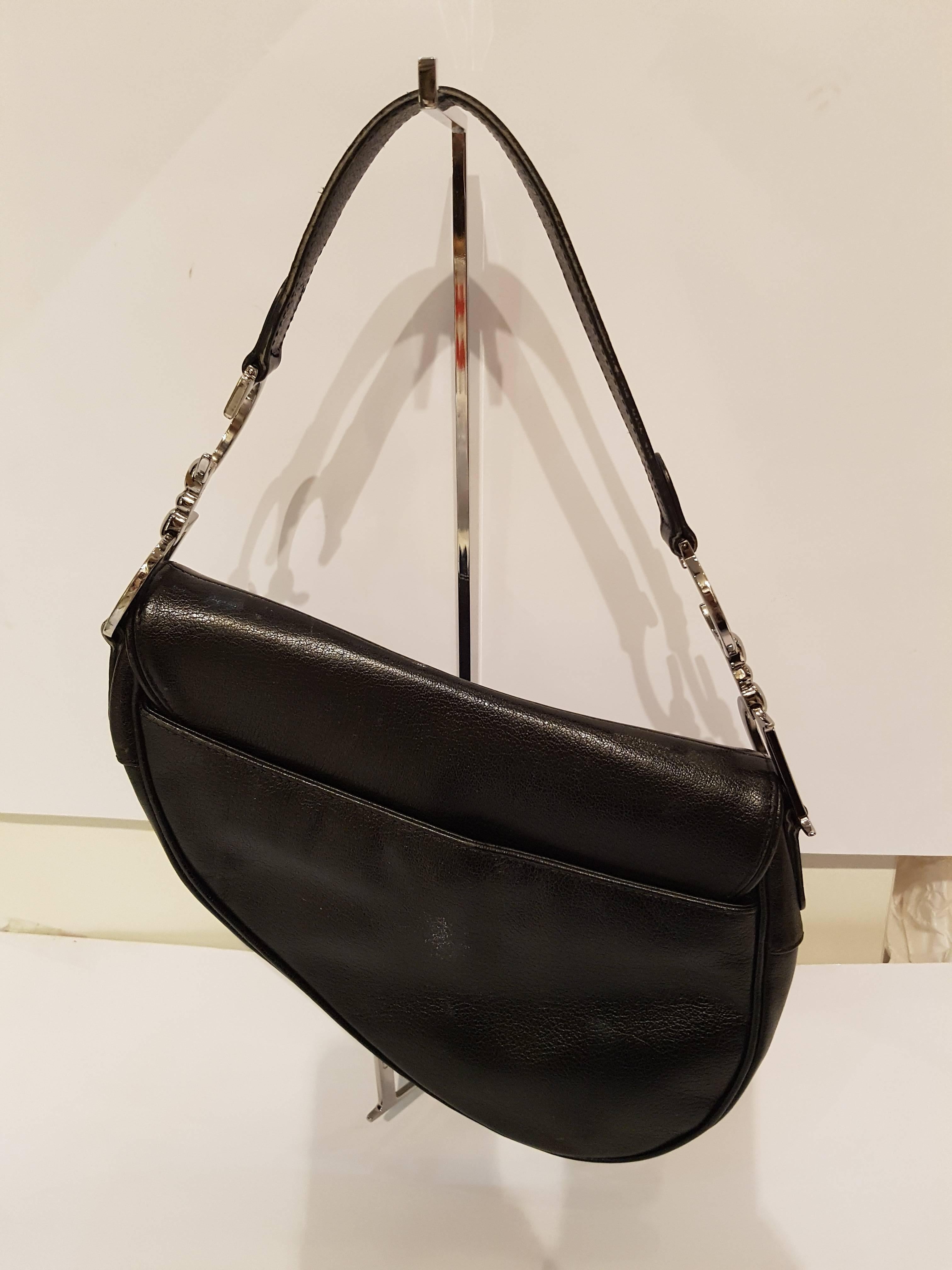 Women's Christian Dior Black Leather bag