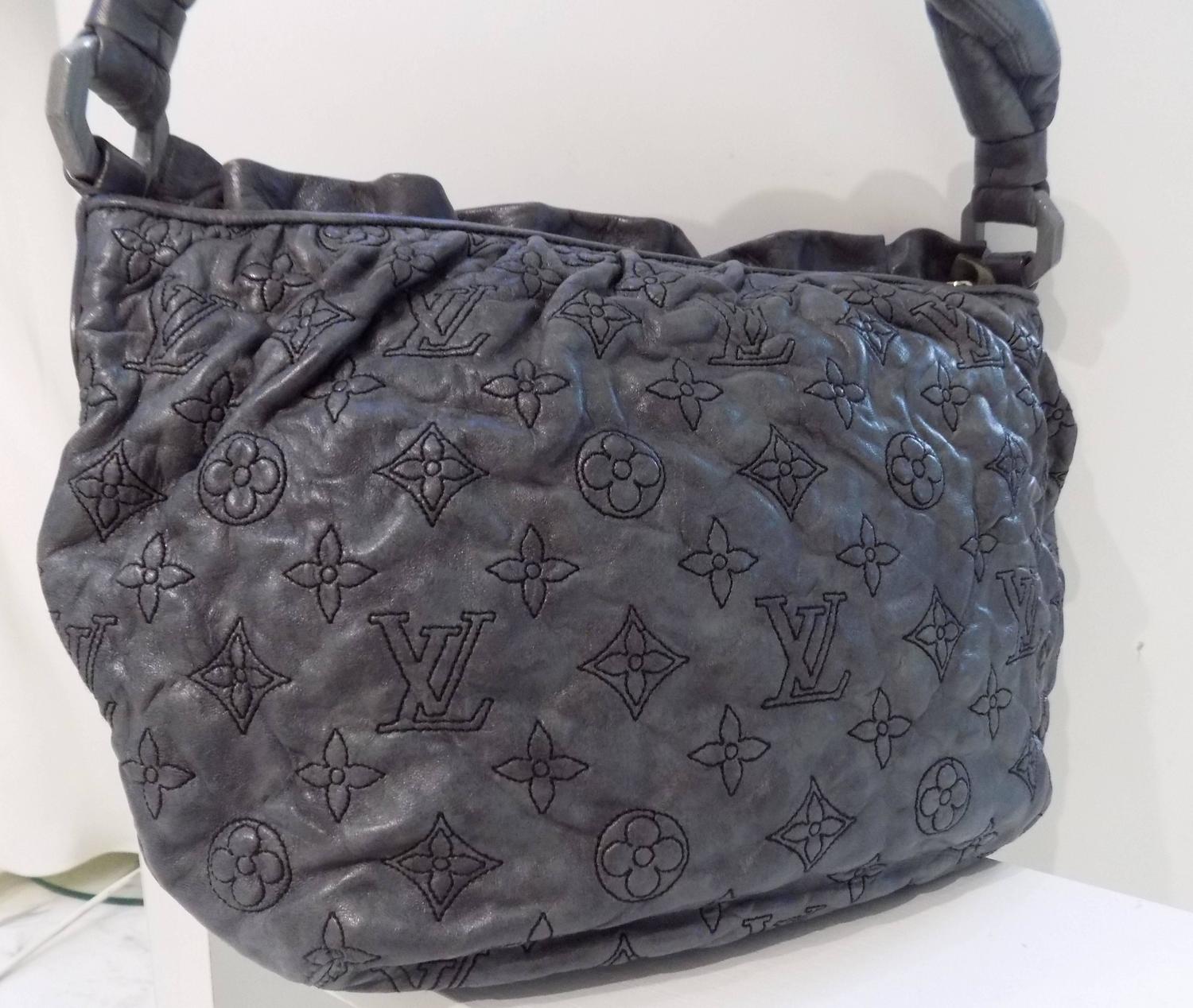 Louis Vuitton Grey Leather bag For Sale at 1stdibs