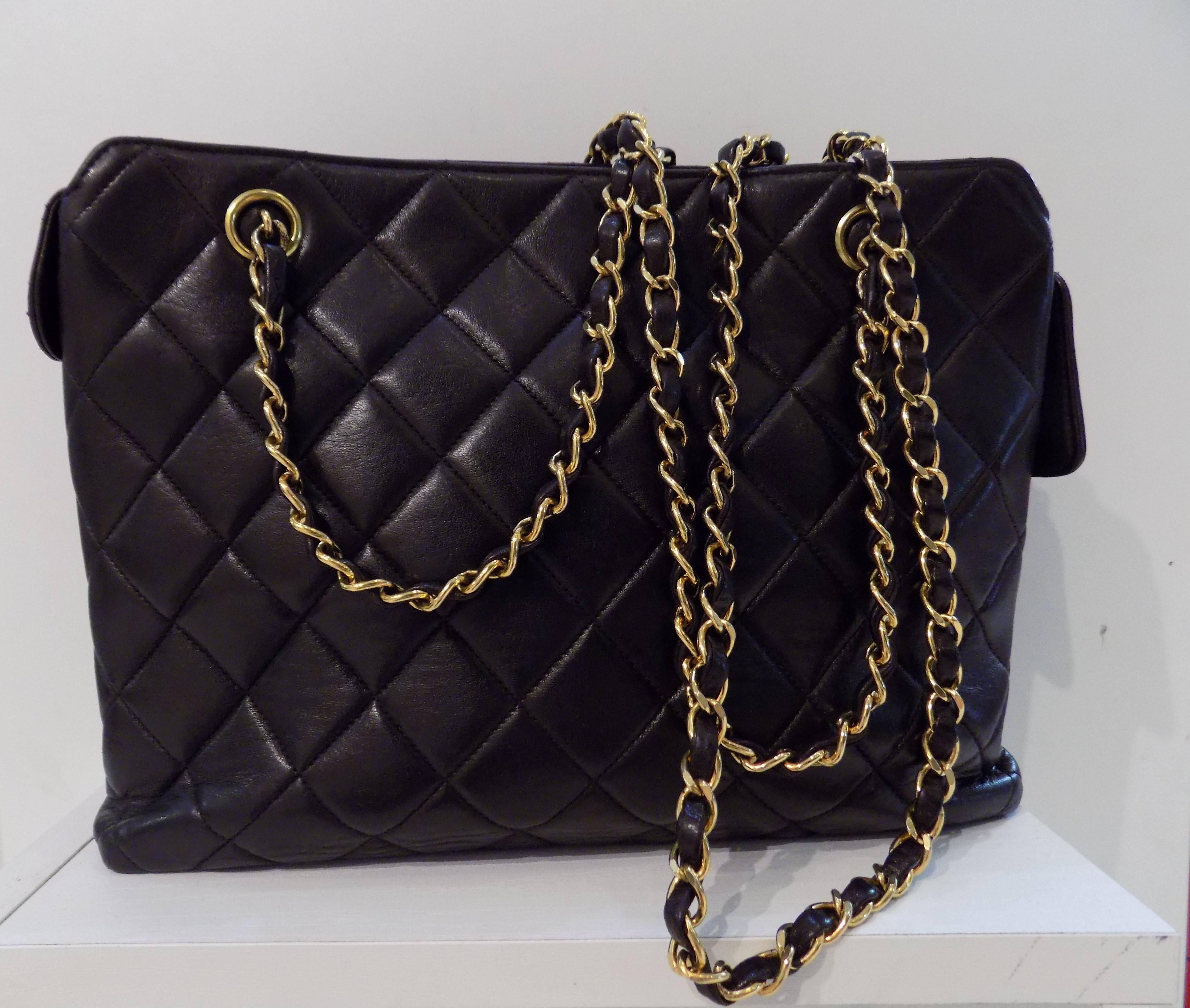 80ies Chanel Black Lambskin Leather Bag
Gold tone hardware 
