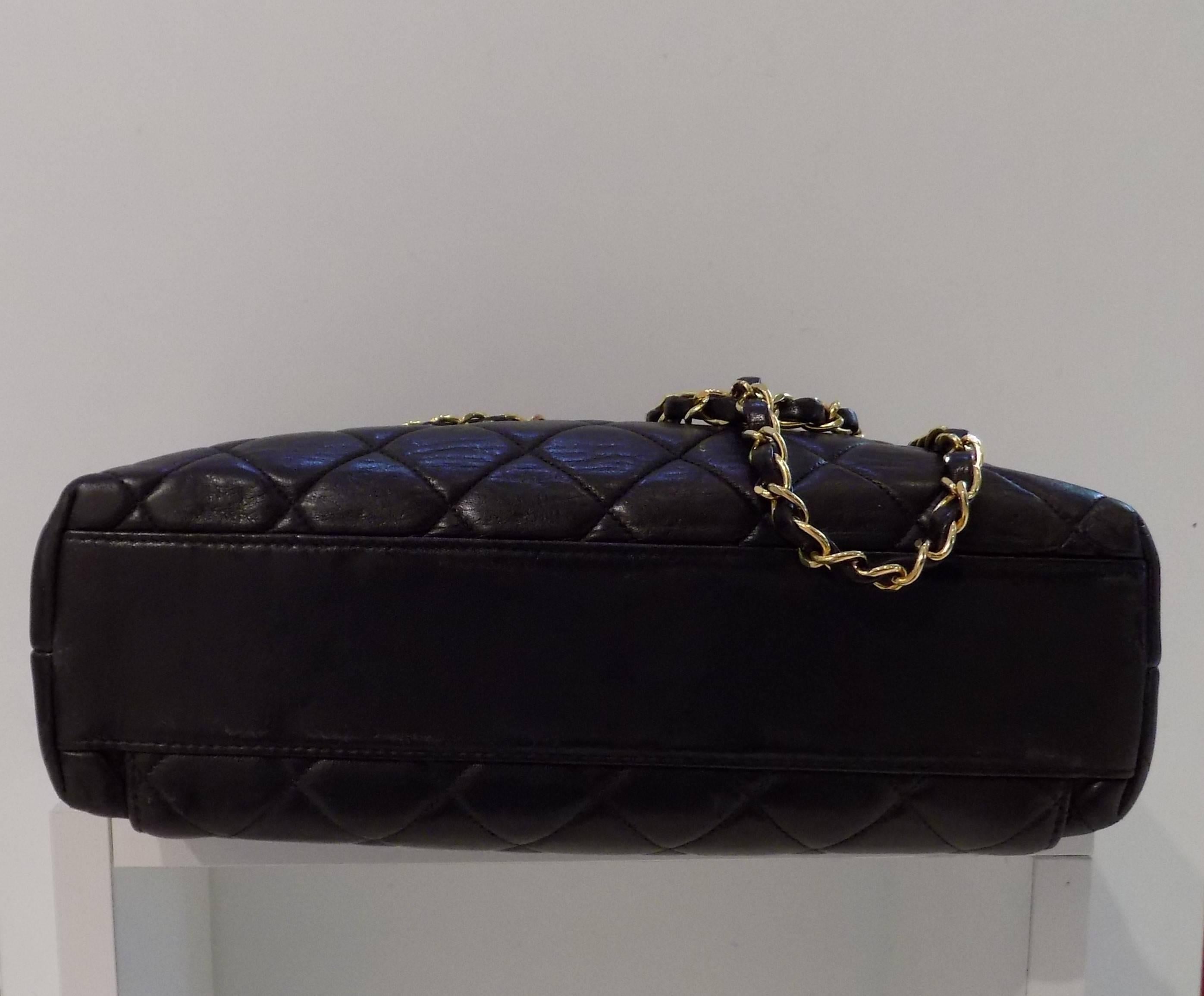 Chanel Black Lambskin Leather Bag In Excellent Condition In Capri, IT