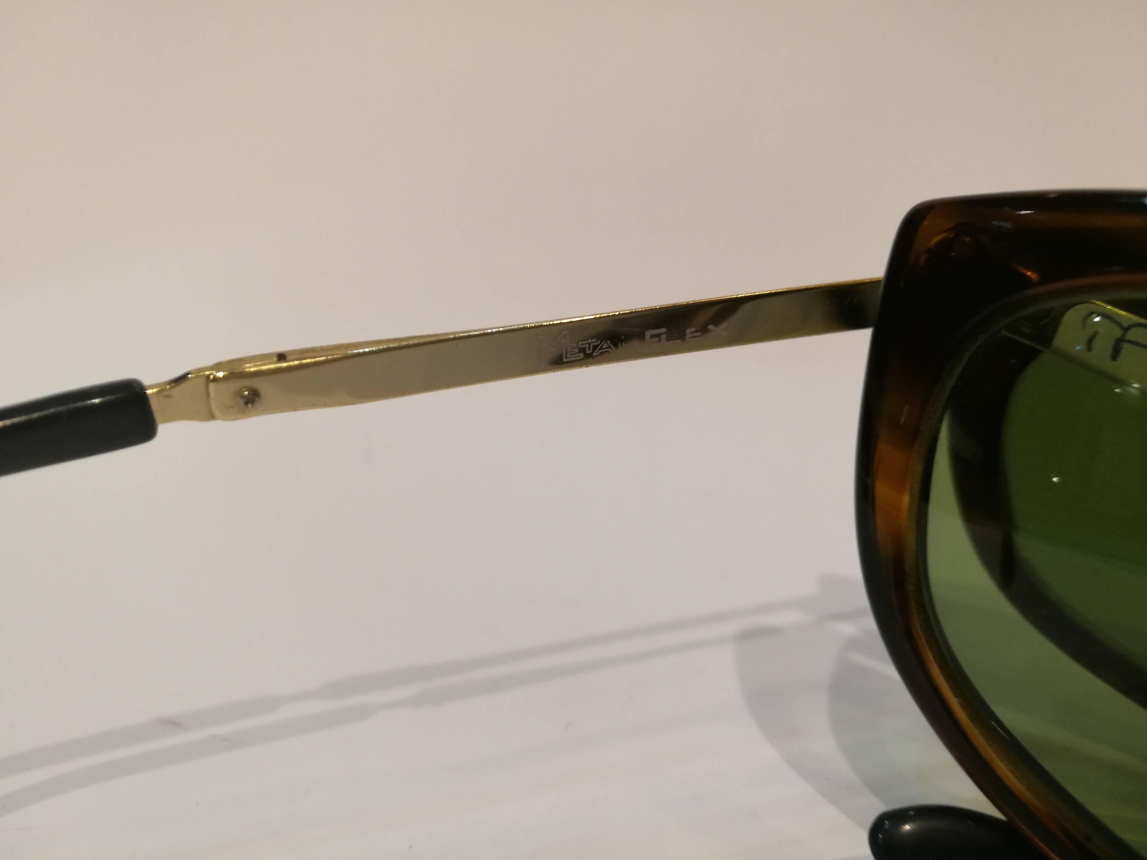 Metal Flex vintage brown folding sunglasses In Excellent Condition For Sale In Capri, IT