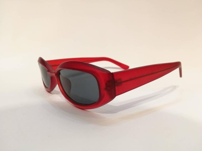 carrera red glasses